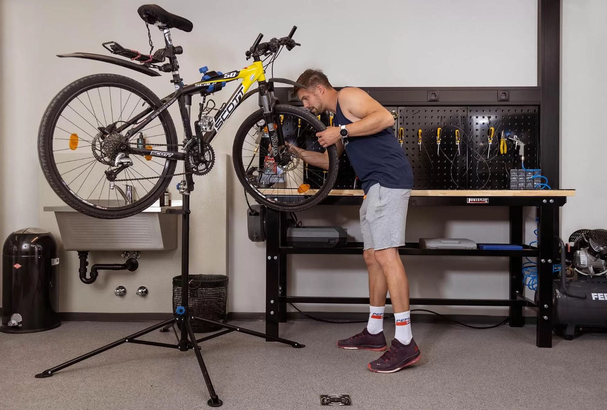 People in das bleibt Alpine Suites