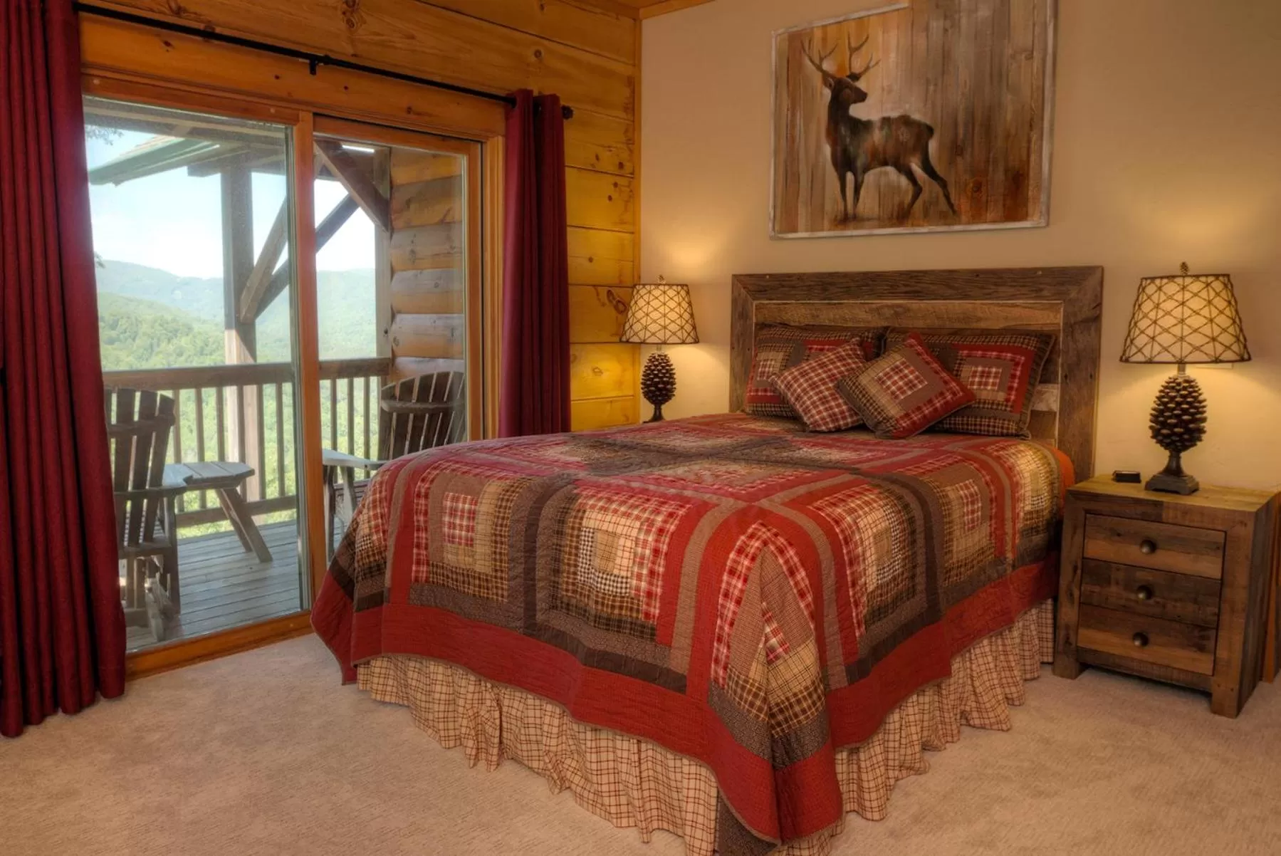 Bedroom, Bed in Lazy Bear Lodge