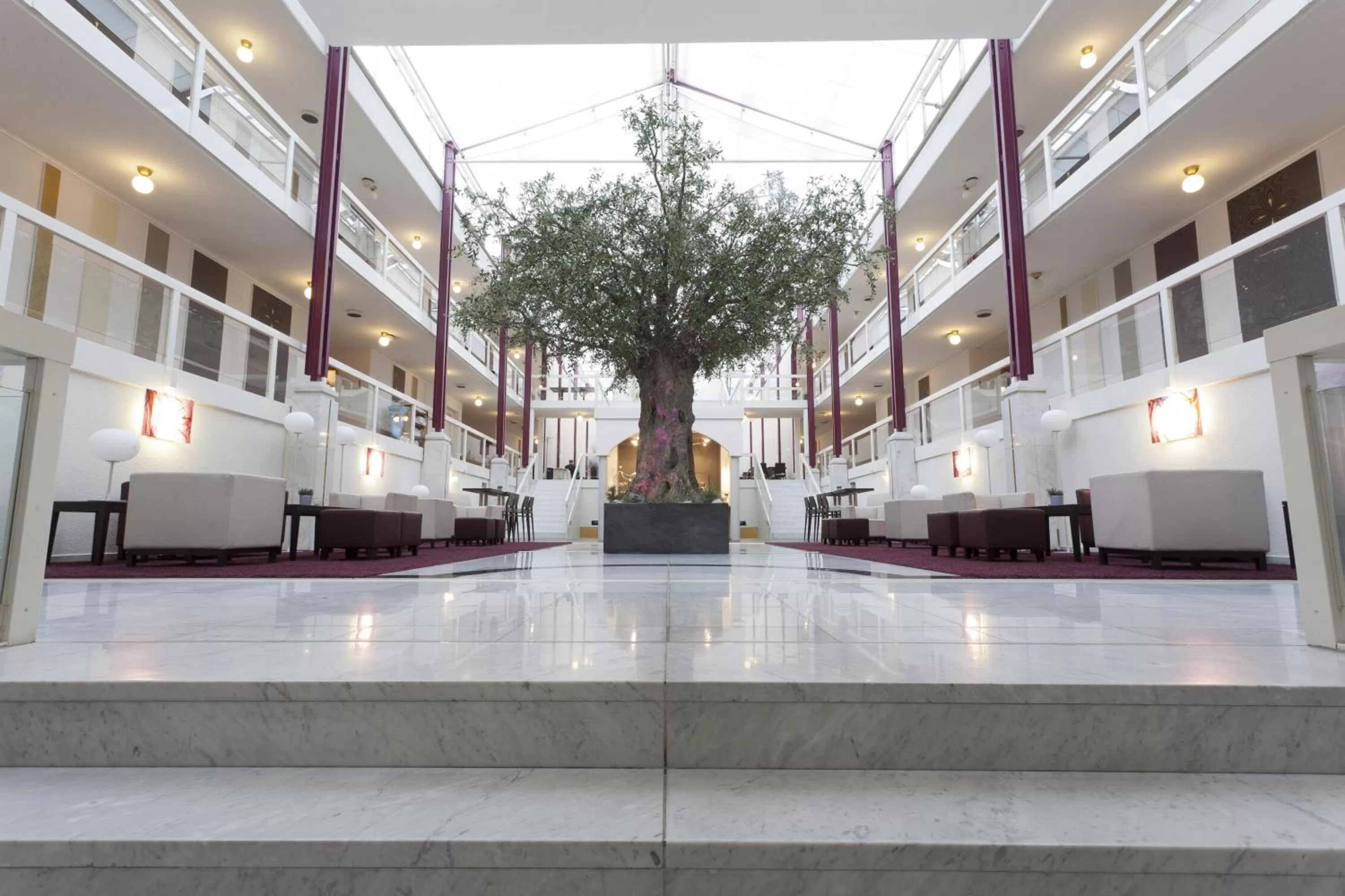 Lobby or reception in Best Western Plus Hotel Fellbach-Stuttgart