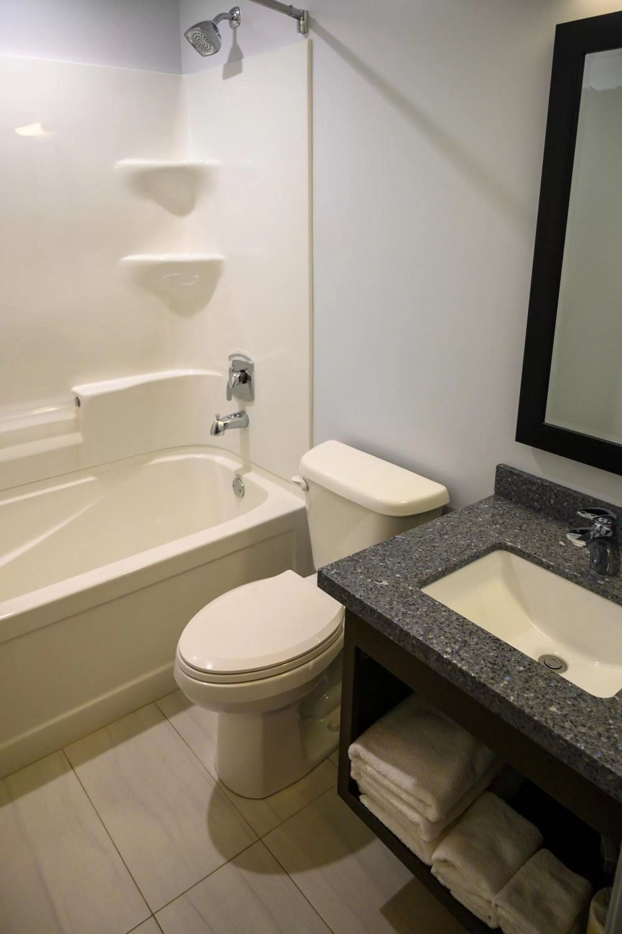 Bathroom in Days Inn by Wyndham Sarnia Harbourfront