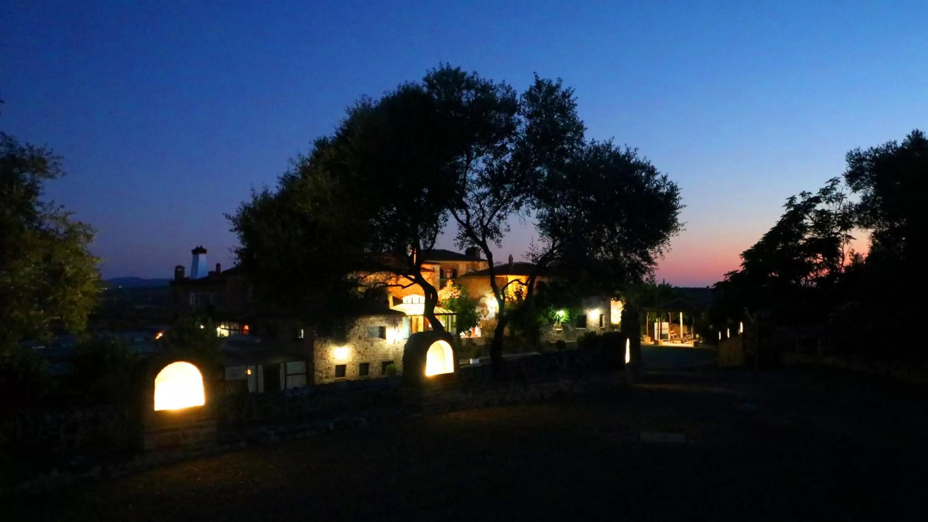 Night in Hotel Monasterio de Rocamador