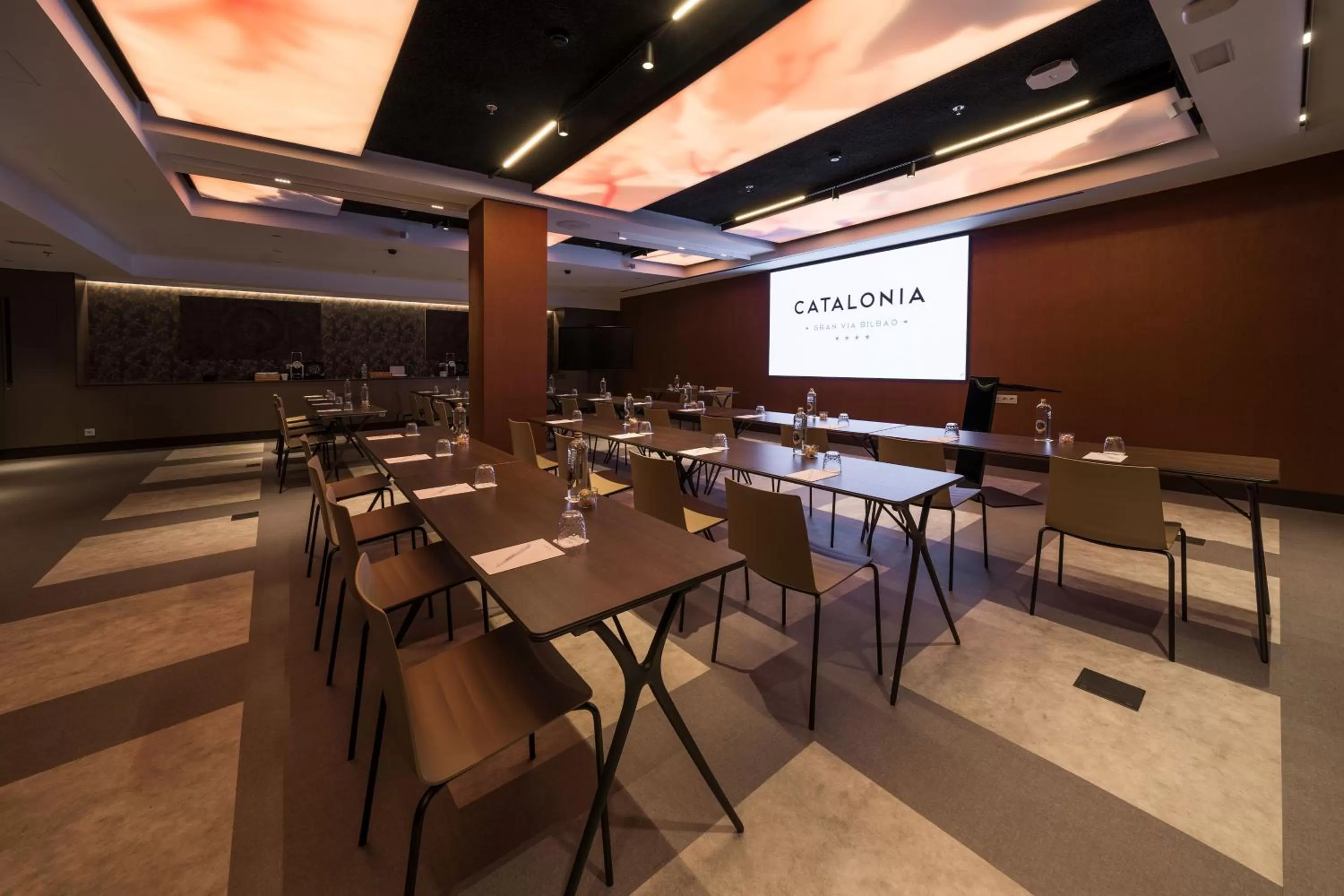 Business facilities in Catalonia Gran Vía Bilbao