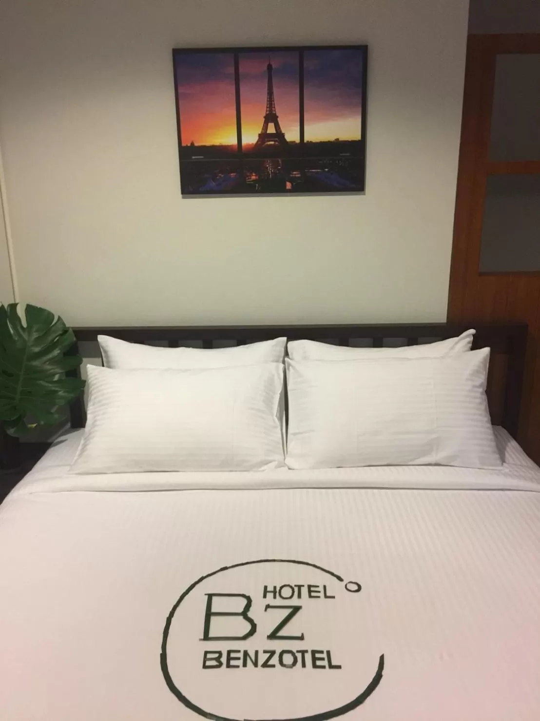 Bed in KhaoLak Benzotel