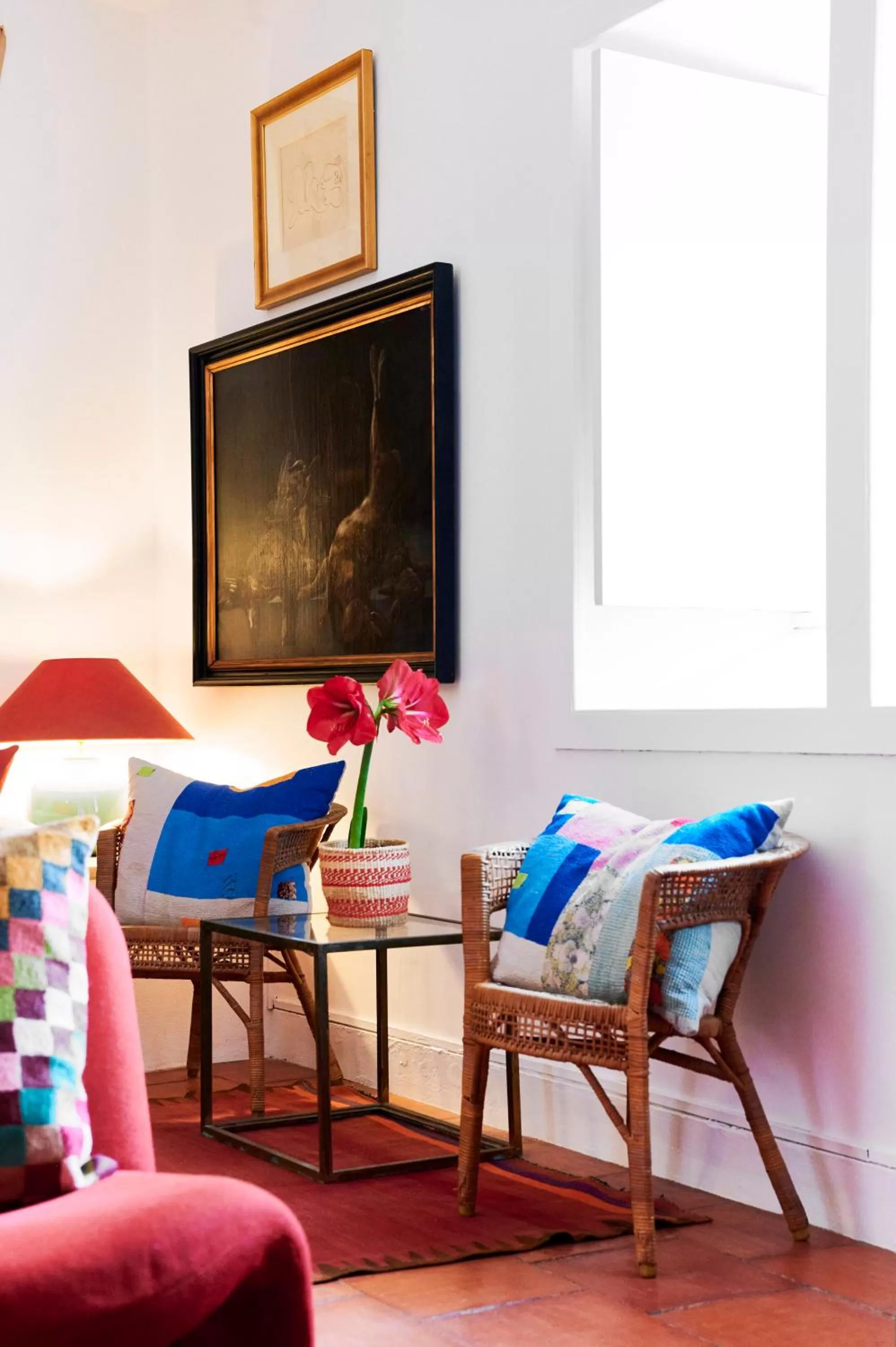 Living room, TV/Entertainment Center in Vila Branca Guesthouse - Palacete