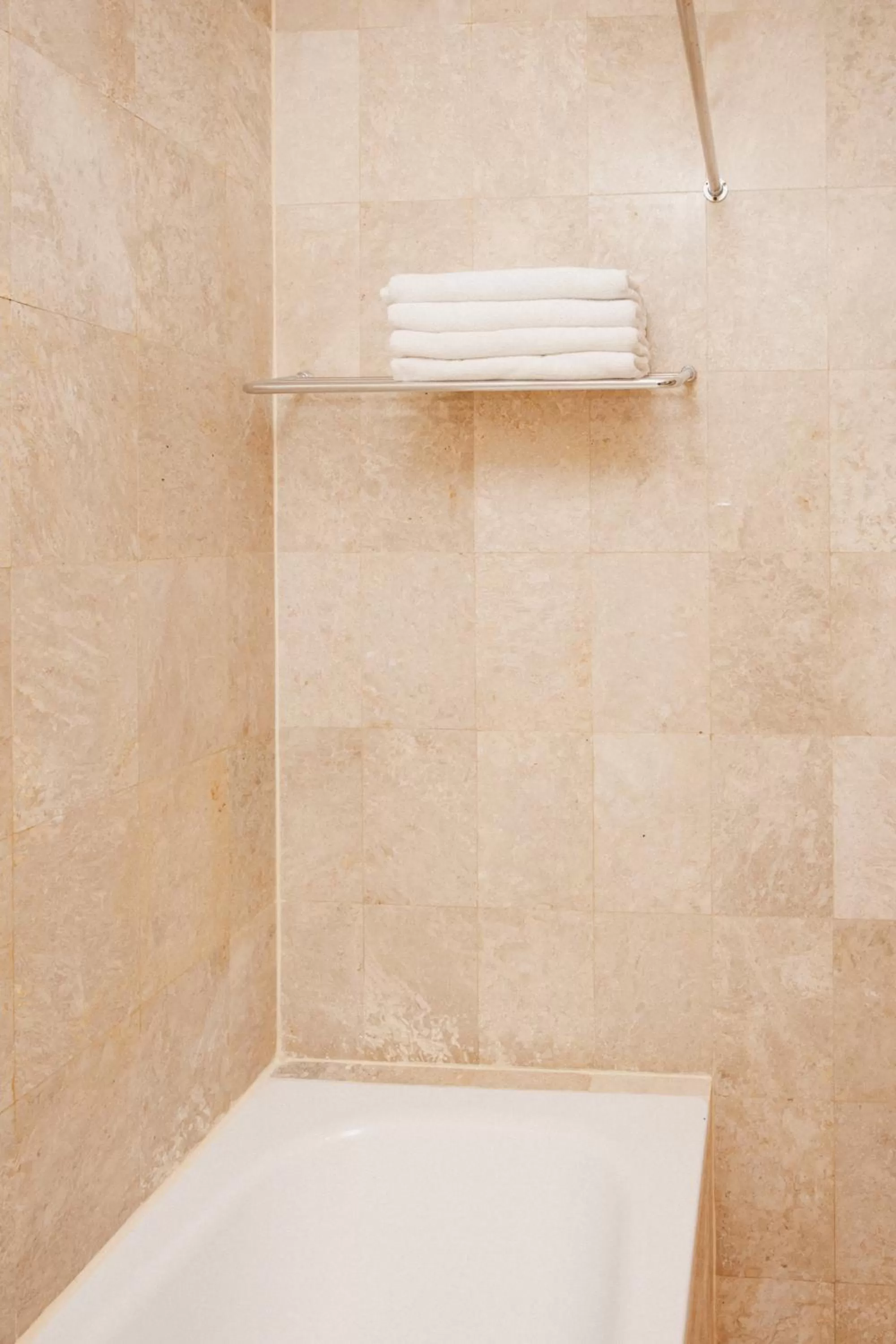 Bathroom in Hotel Kumala Pantai