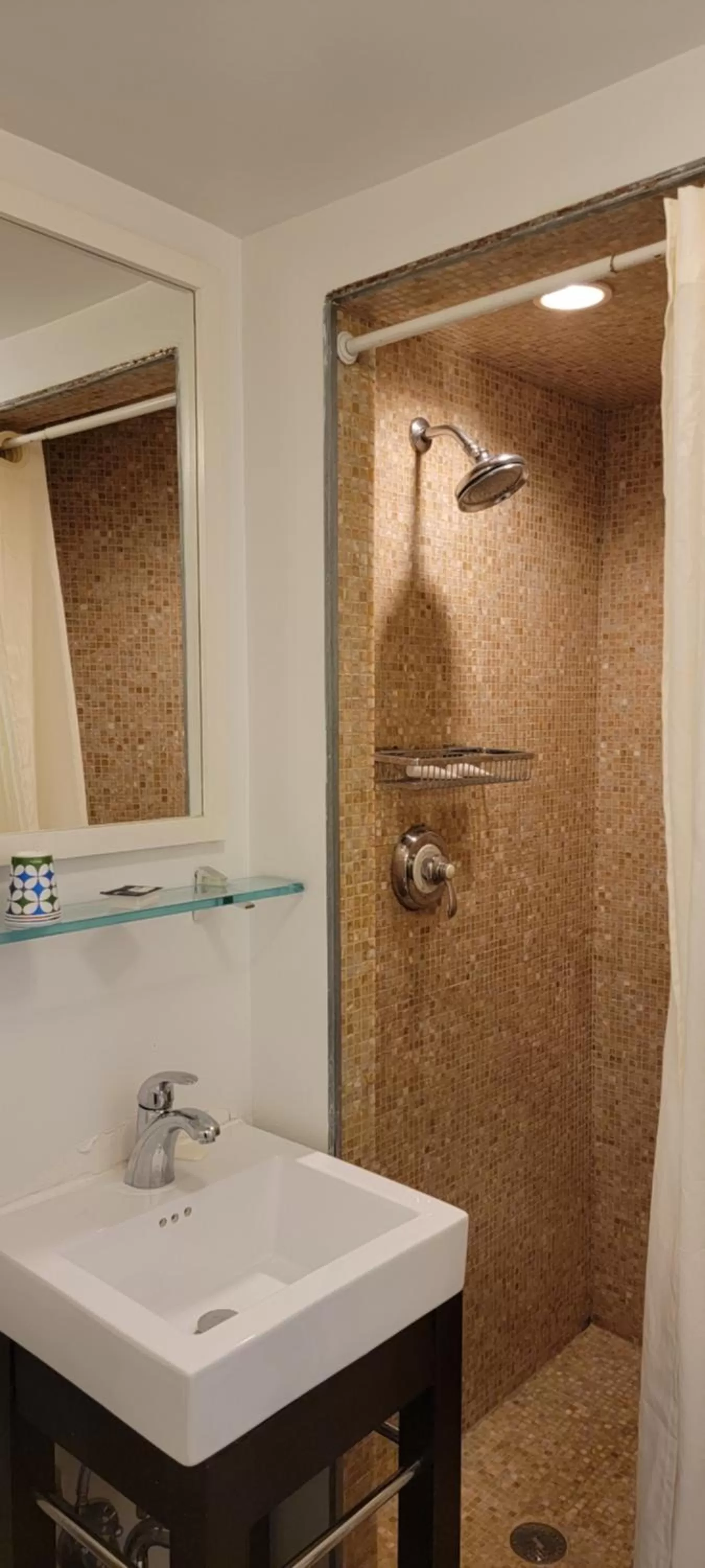 Bathroom in Incentra Village Hotel