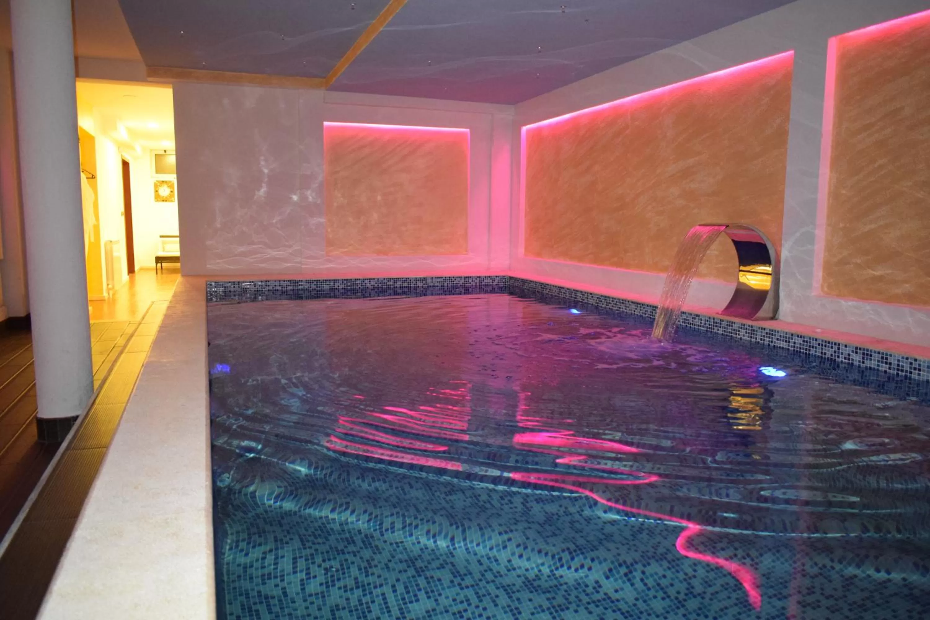 Pool view, Swimming Pool in Petriti & Spa