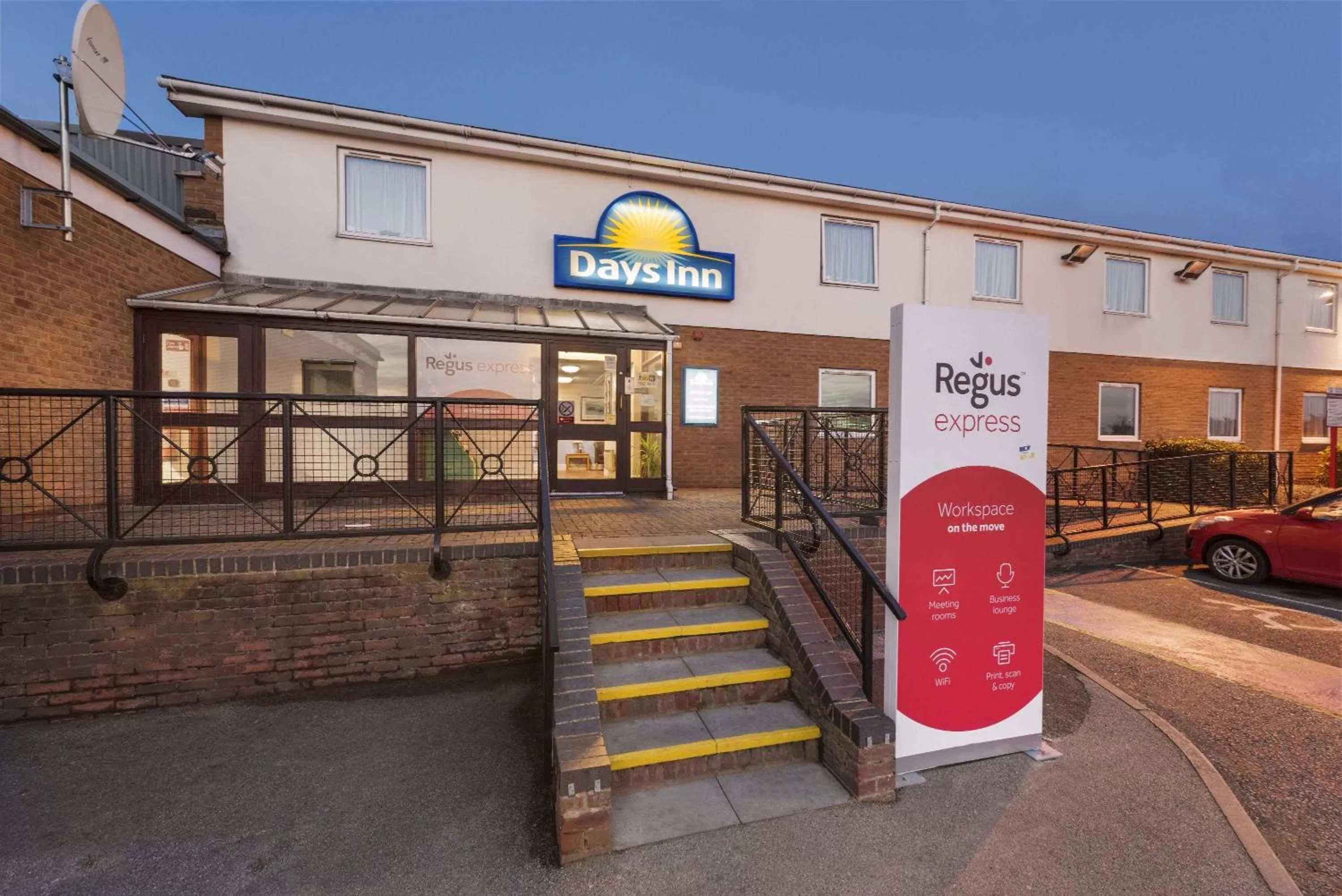 Property building in Days Inn Watford Gap