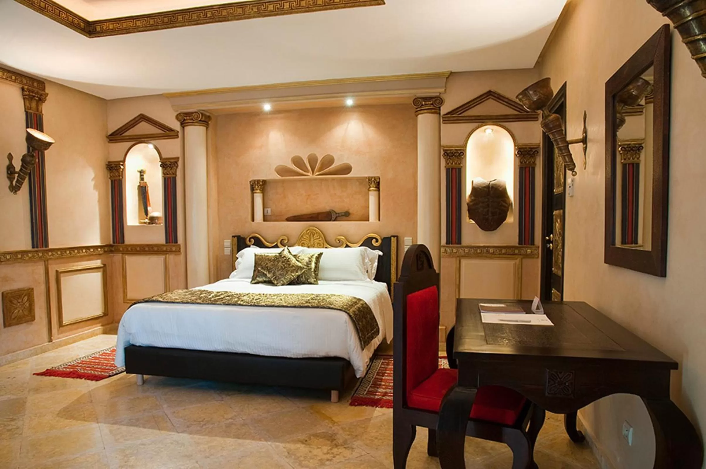 Seating area, Bed in Le Temple Des Arts