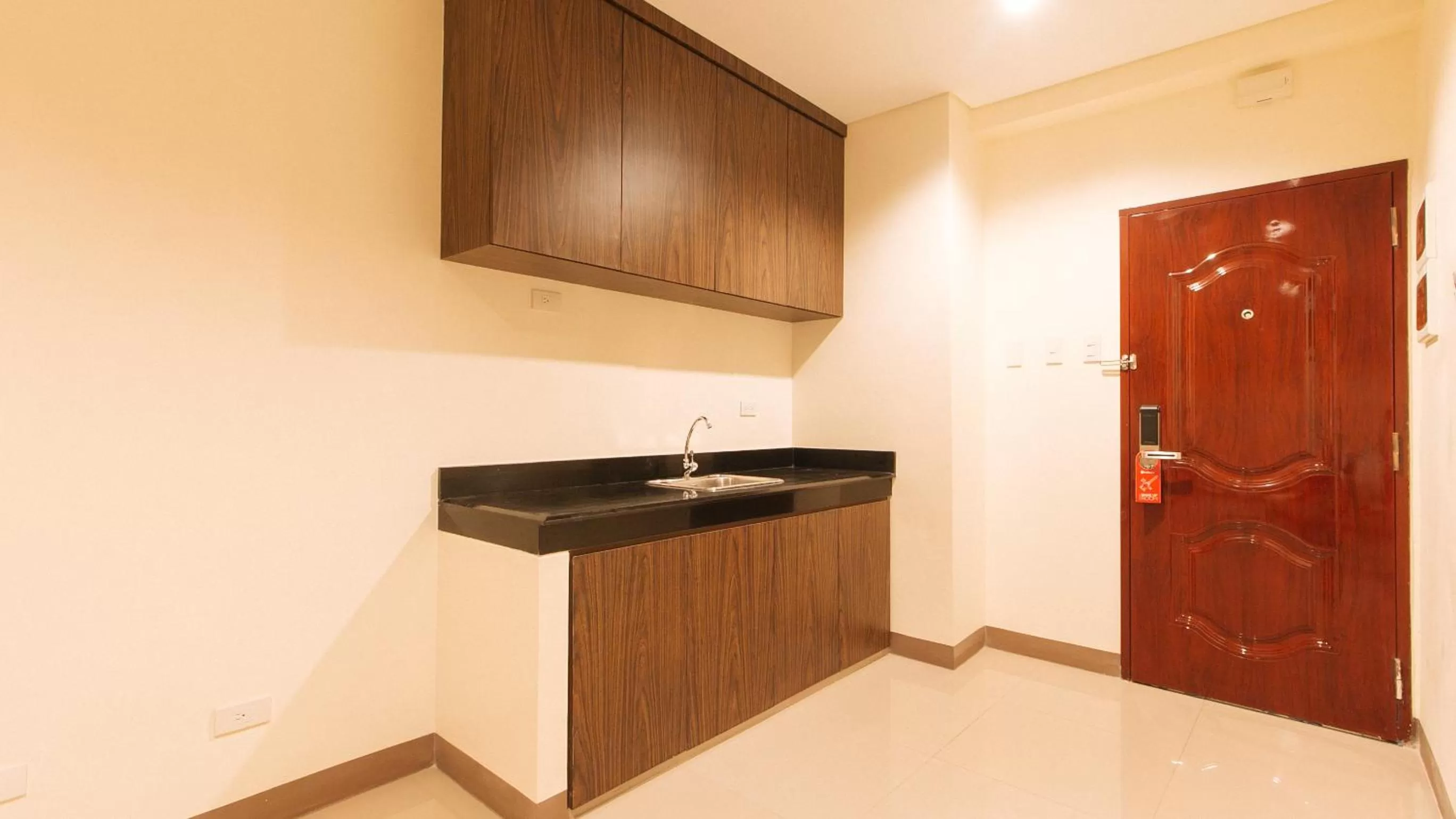 Bedroom in RedDoorz Plus @ Kaizen Suites Taft Avenue