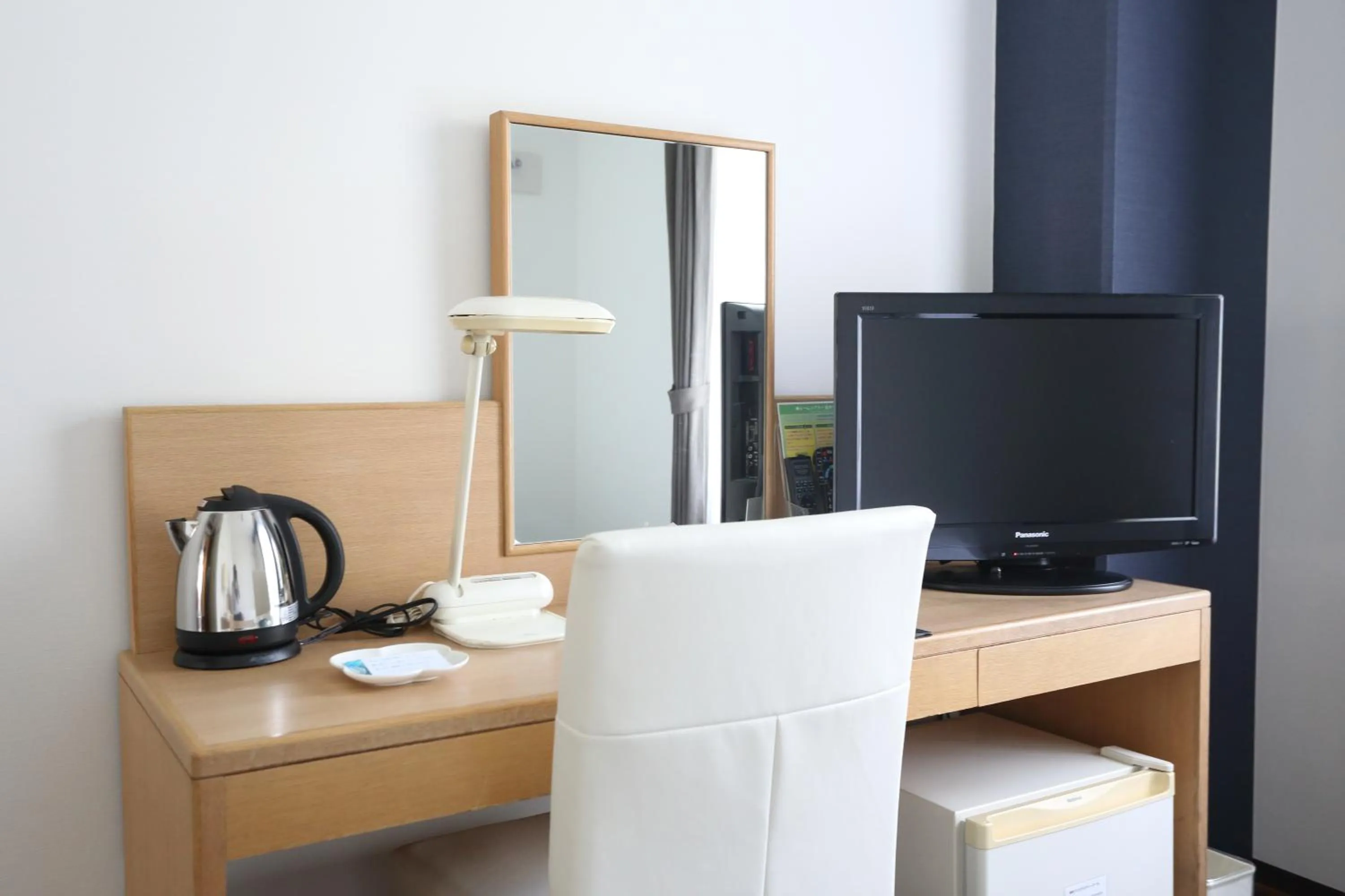 Photo of the whole room in Hotel International House Osaka