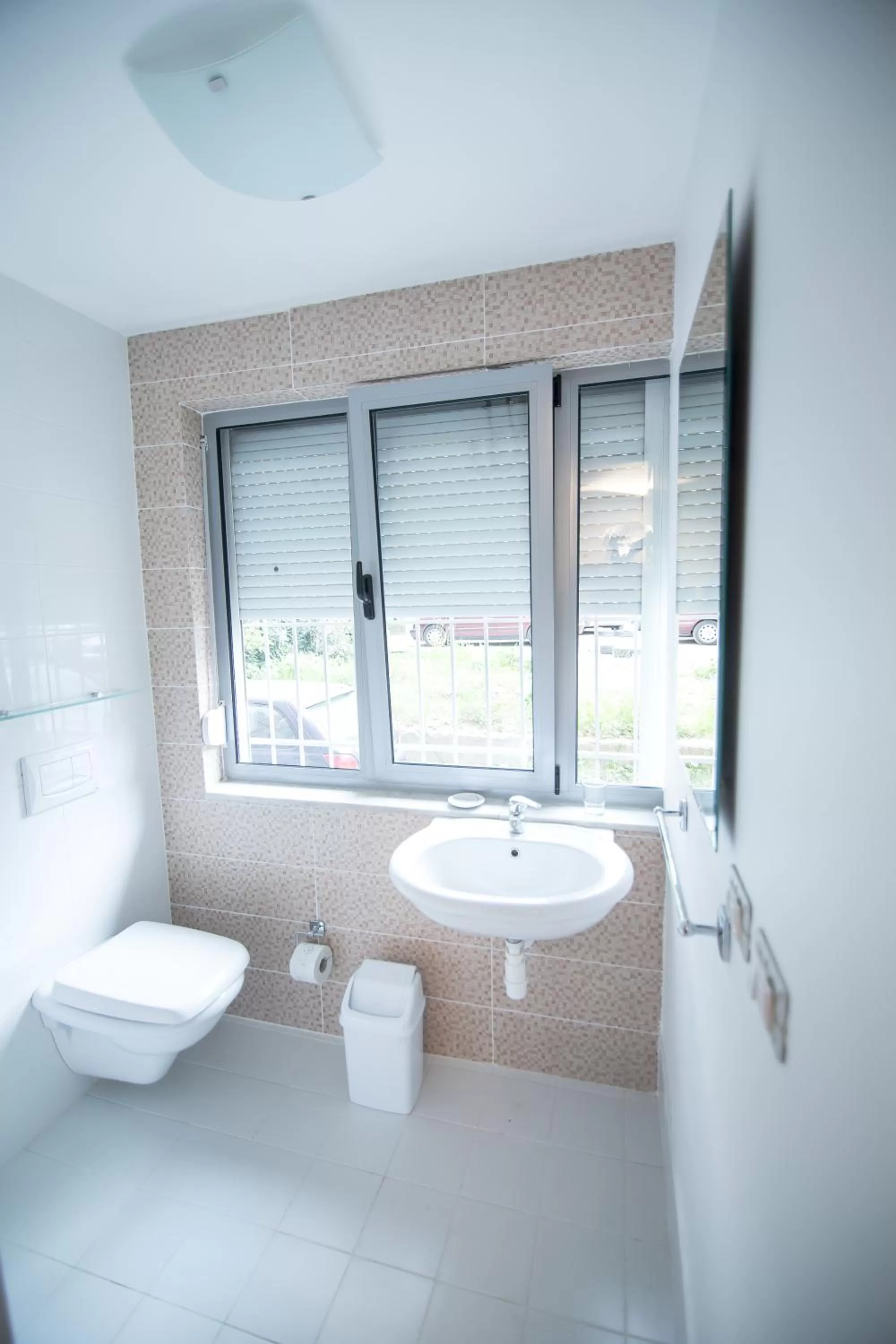 Bathroom in B&B Artistic Tirana