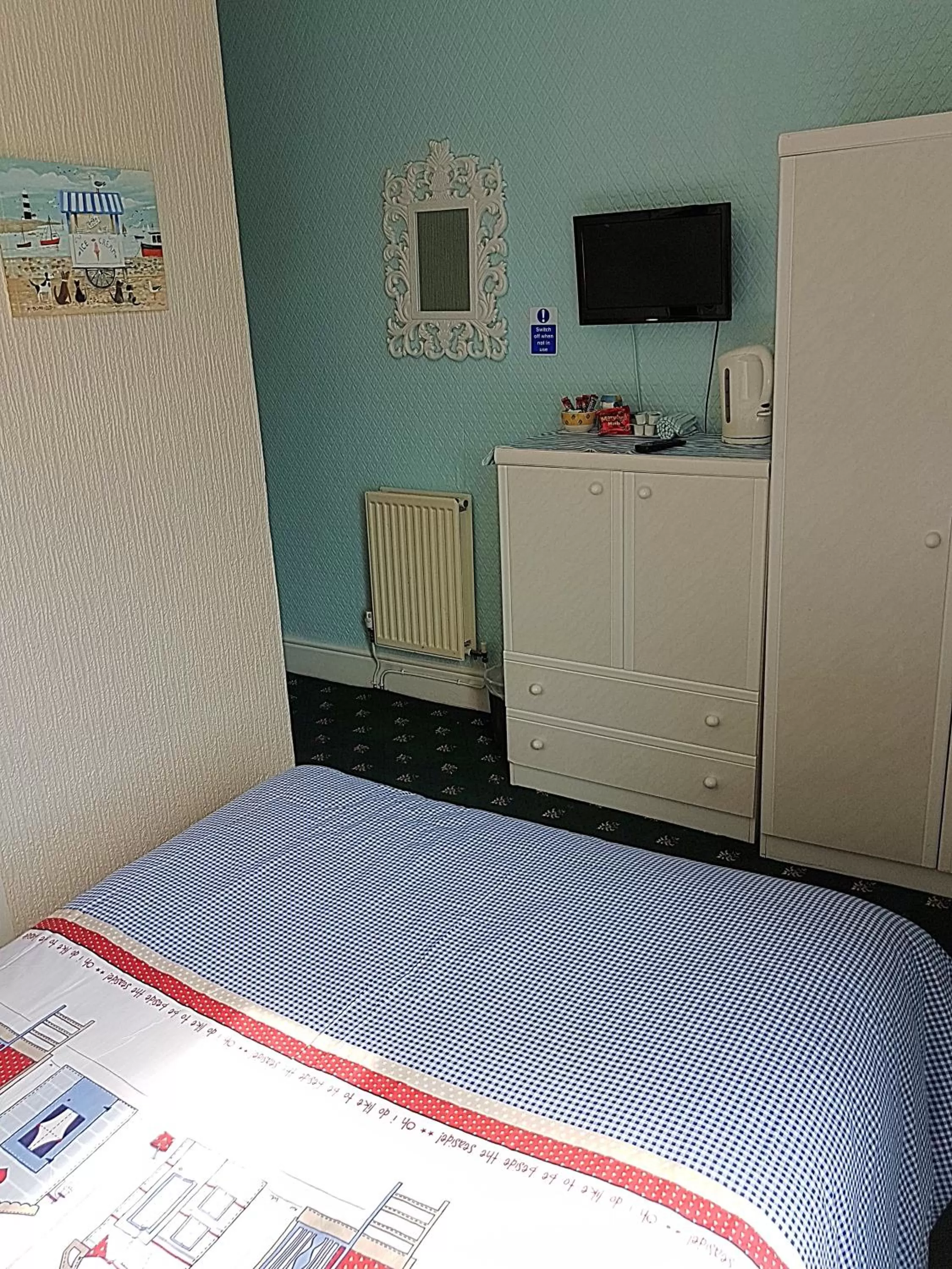 Photo of the whole room, Bed in Cumbria Guest House