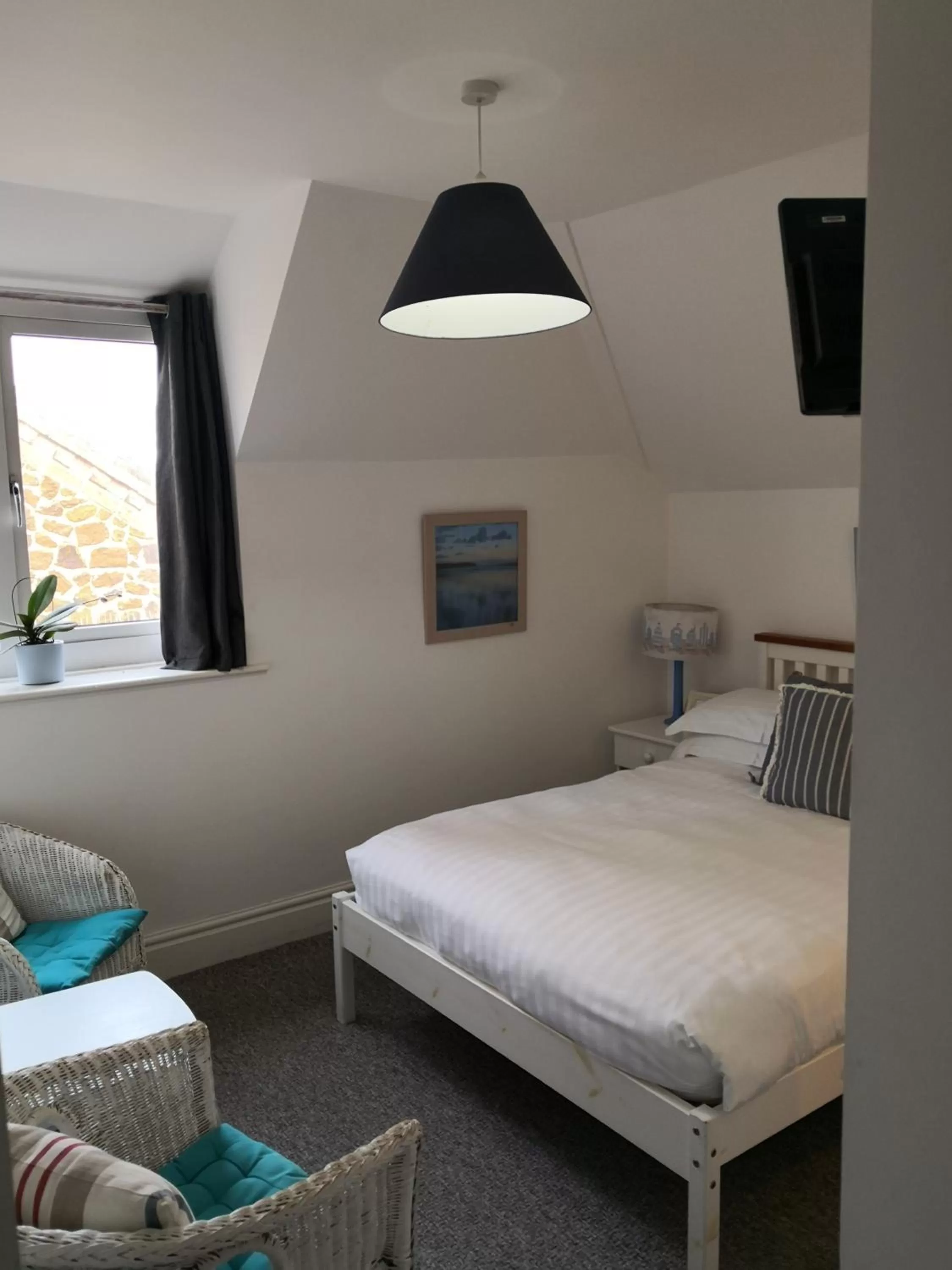 Bed in Sunset Guest House