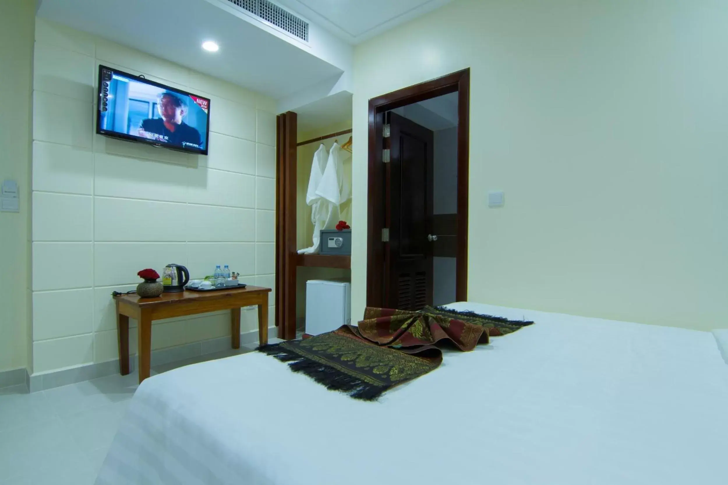 Superior Double Room in Rose Emerald Hotel Superior Double Room in Rose Emerald Hotel