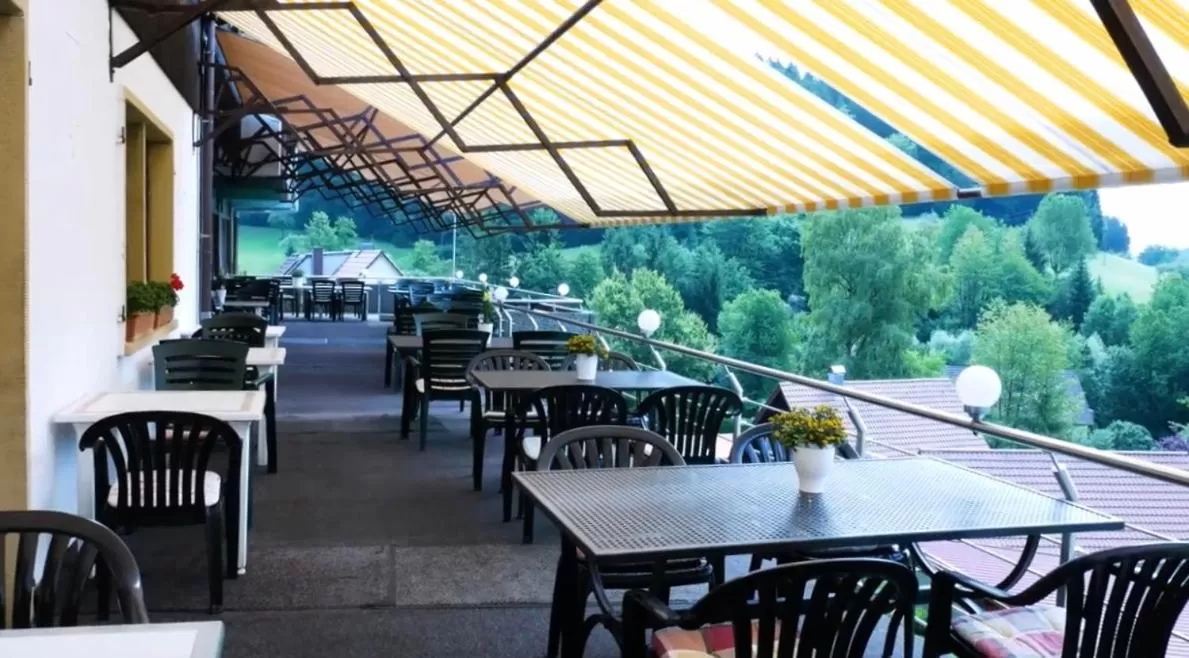 Restaurant/Places to Eat in Hotel Cafe Waldeck