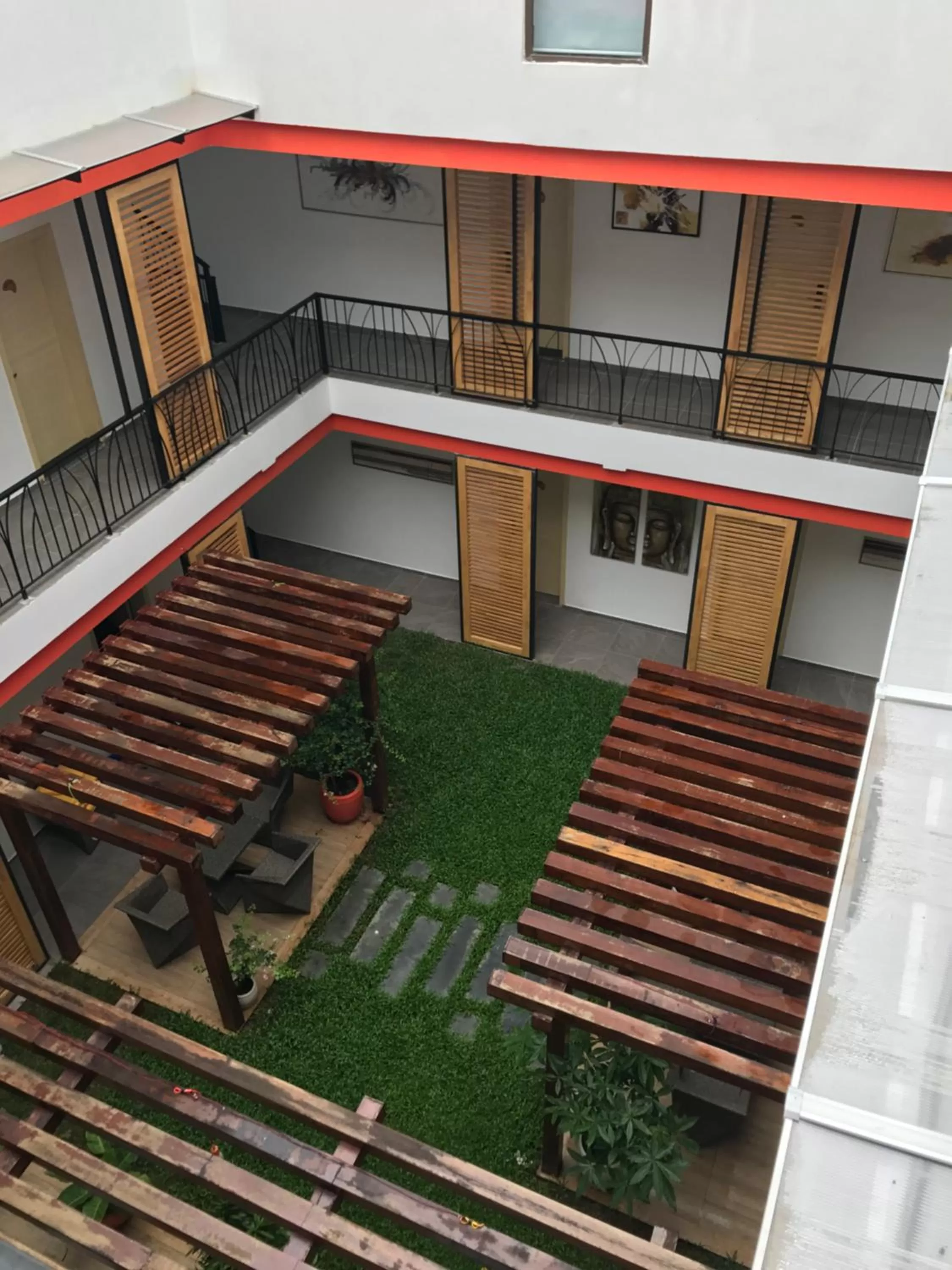 Facade/entrance, Property Building in Benny's City Hotel