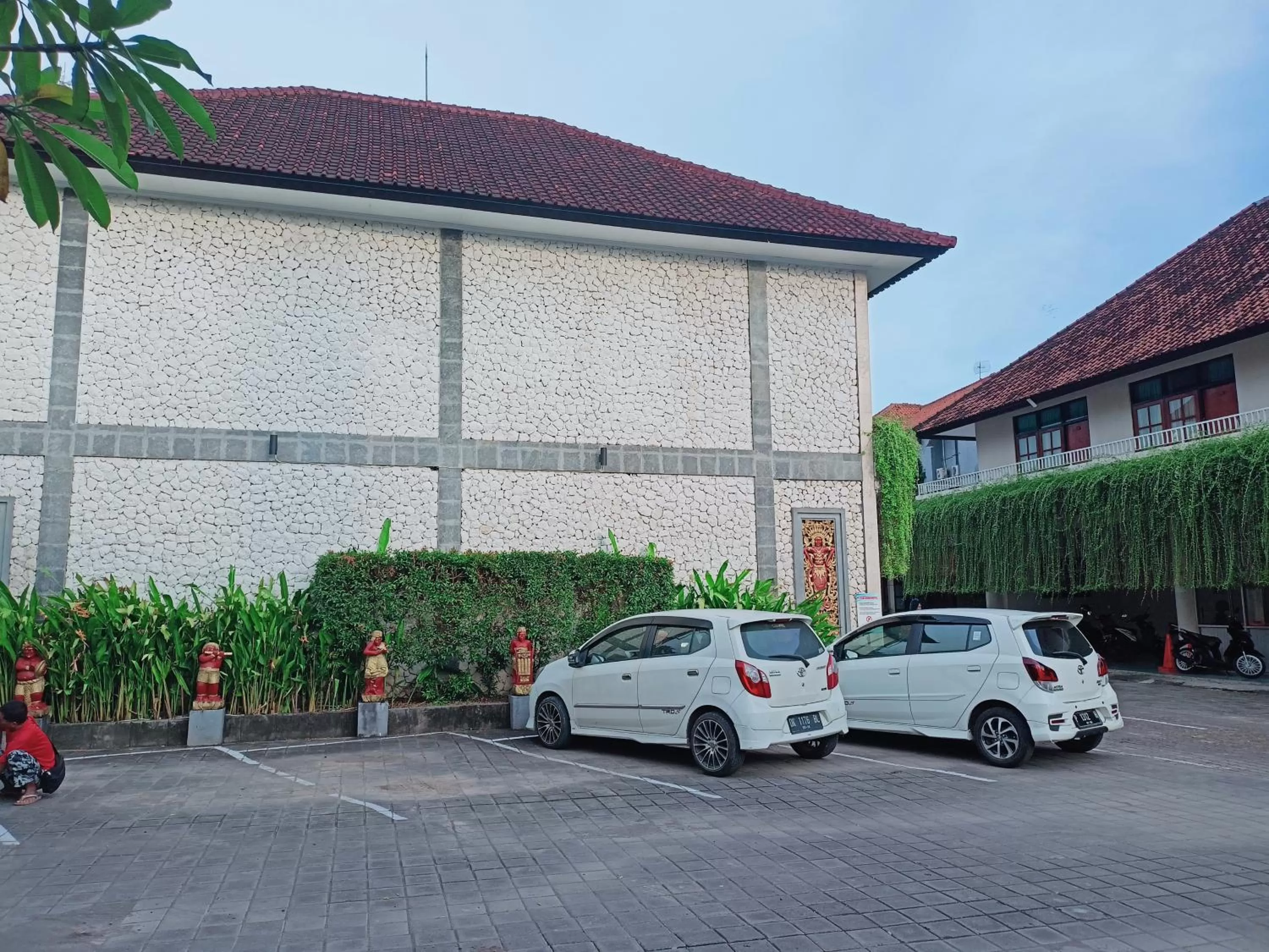 Parking in Catur Adi Putra