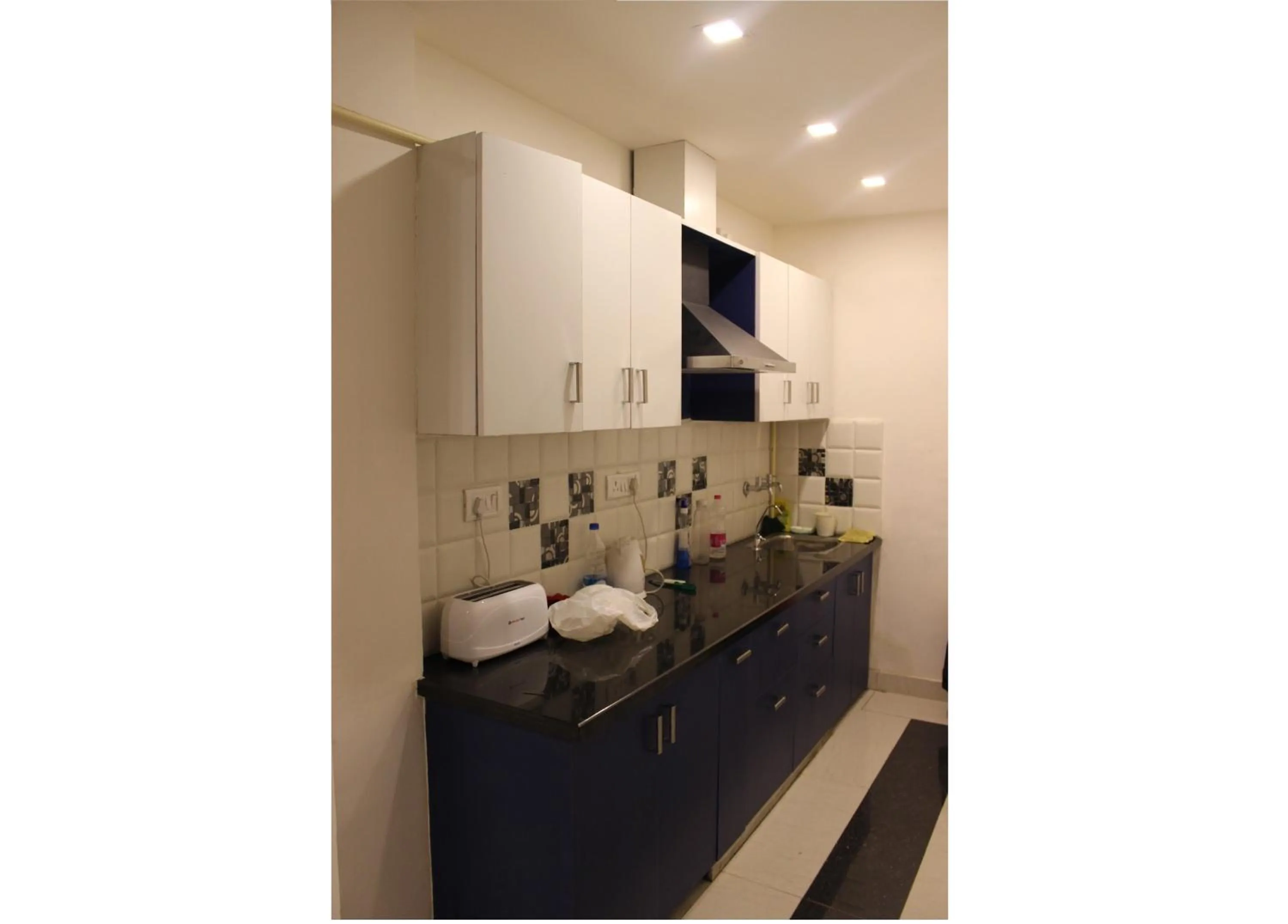 Communal kitchen in Joey's Hostel Delhi - 20 mins from Railway Station