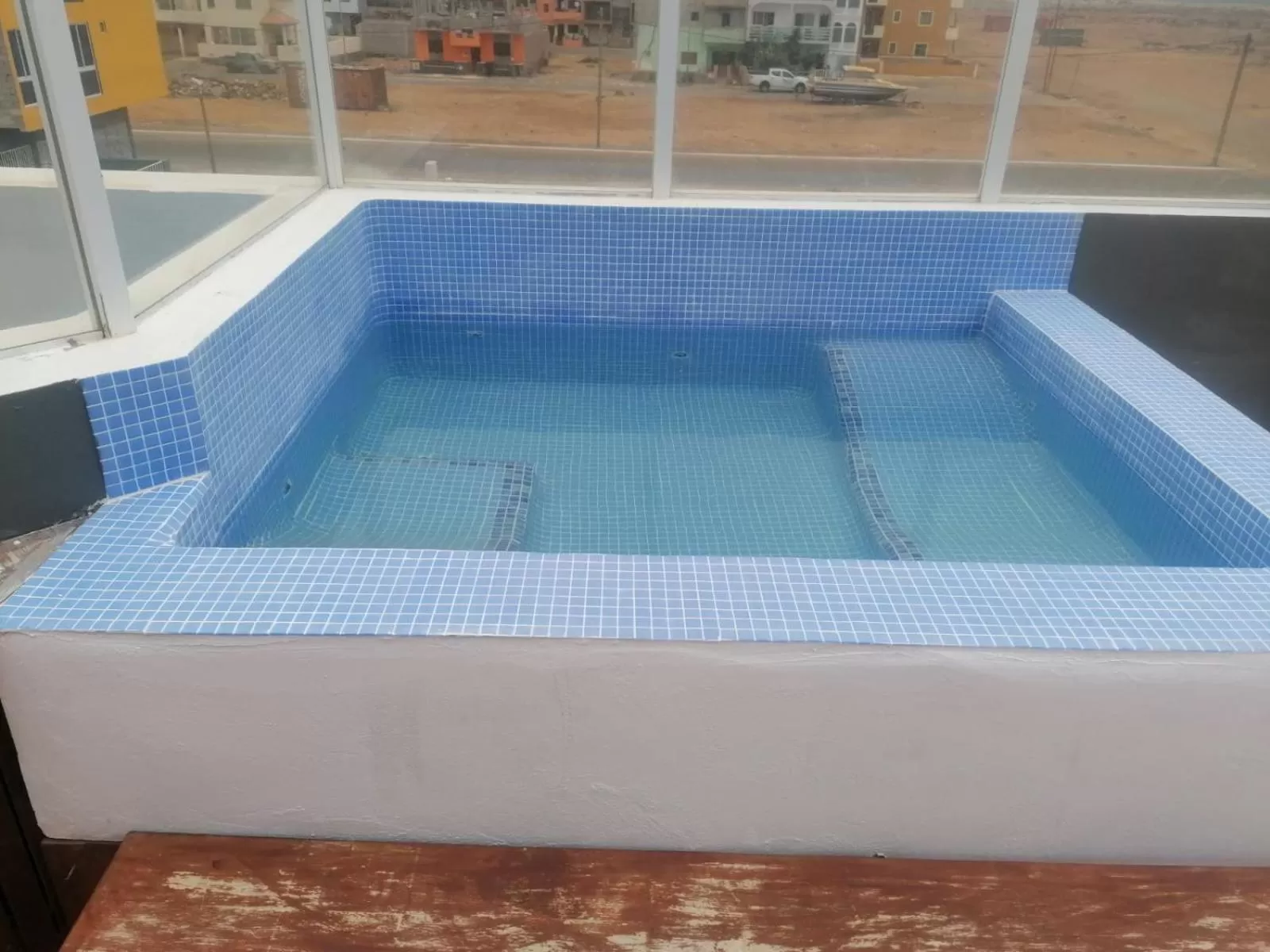 Hot Tub, Swimming Pool in Blue eagle