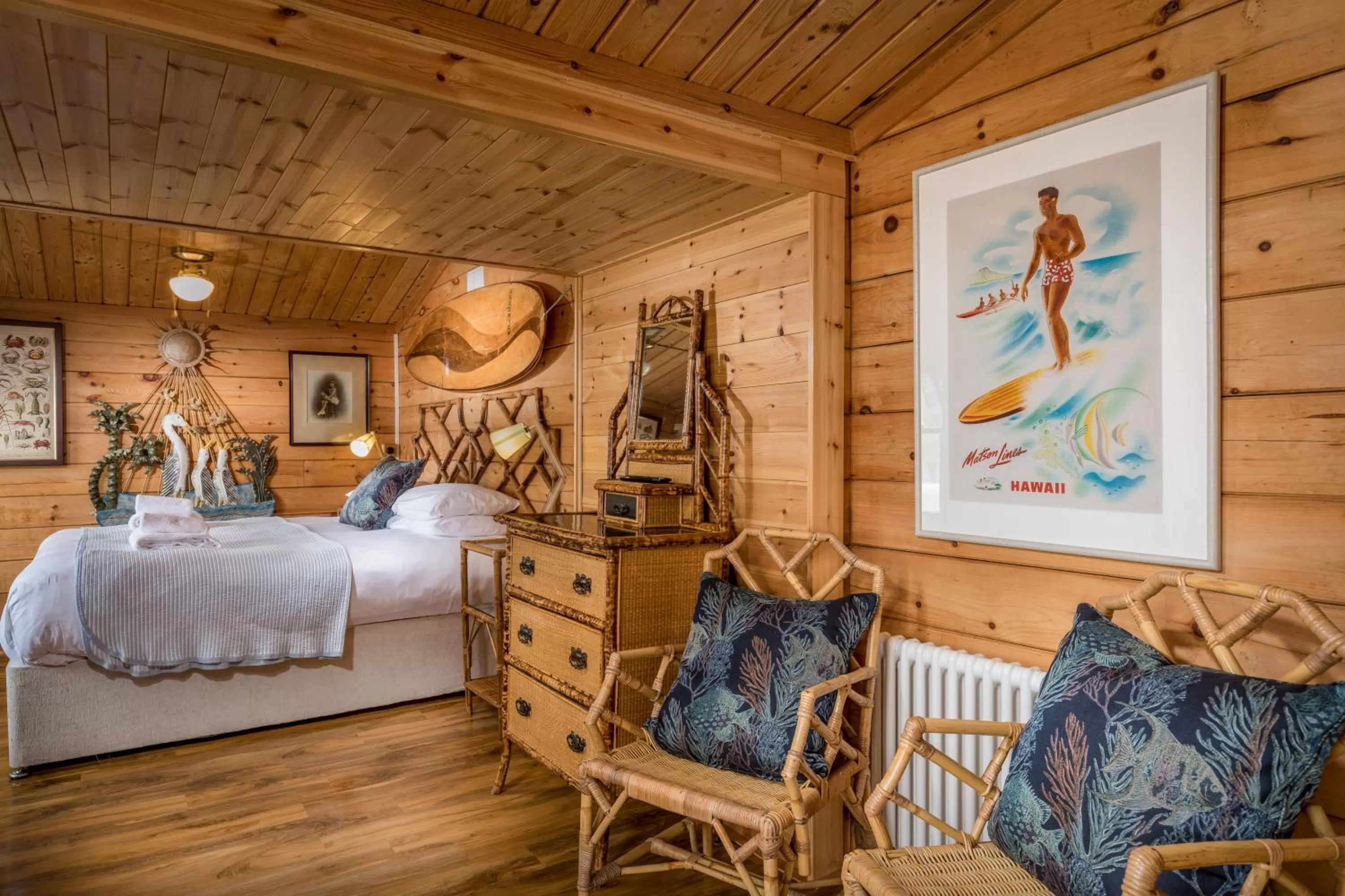 Bed in Tolcarne Beach Colonial Restaurant and Rooms