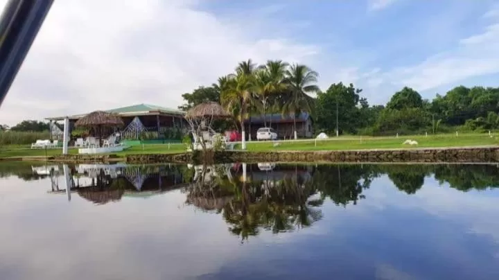 Restaurant/places to eat in Lamanai Riverside Retreat