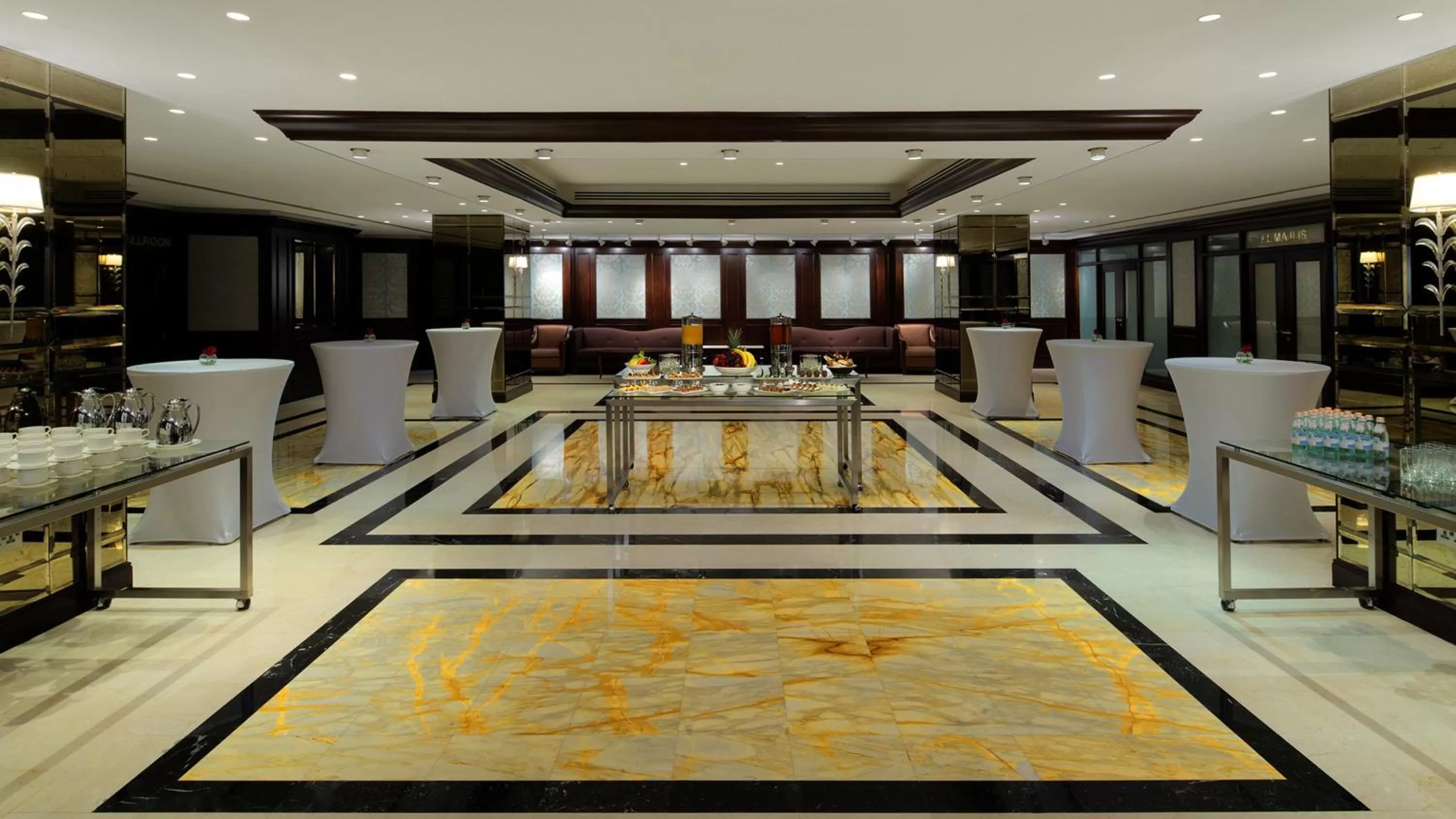 Restaurant/places to eat in InterContinental Bahrain by IHG