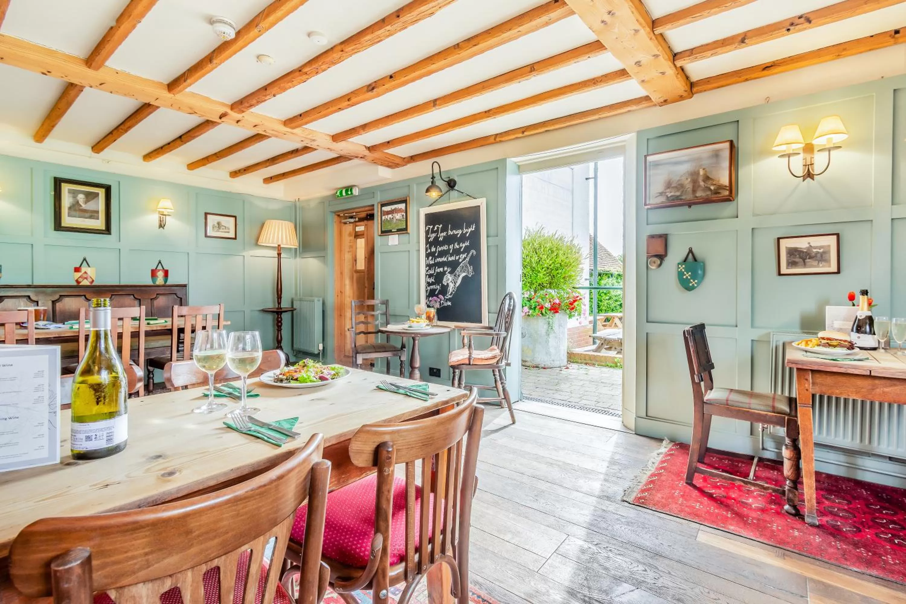 Restaurant/places to eat in Tiger Inn - Elizabeth