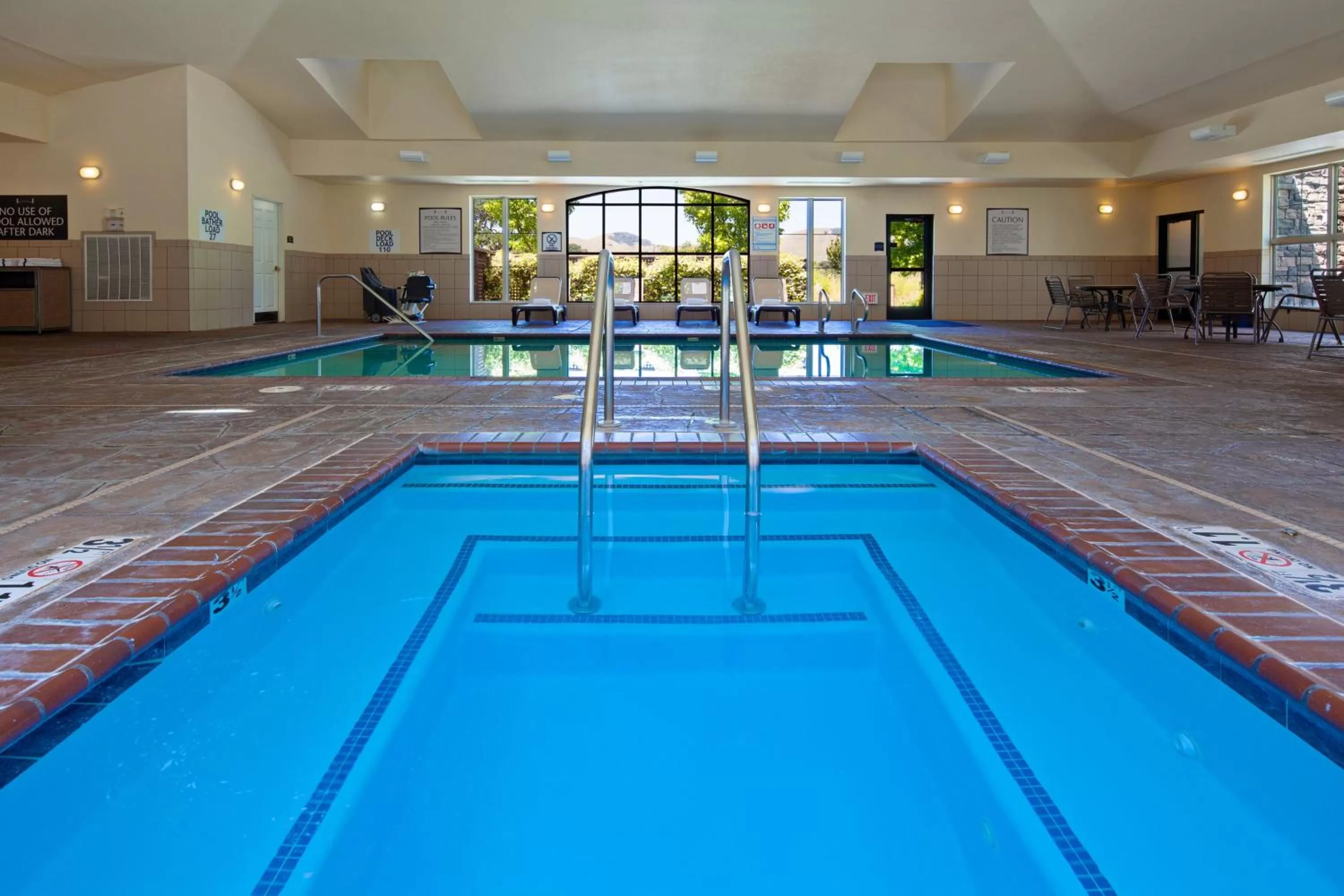 Swimming pool in Staybridge Suites Fairfield Napa Valley Area by IHG