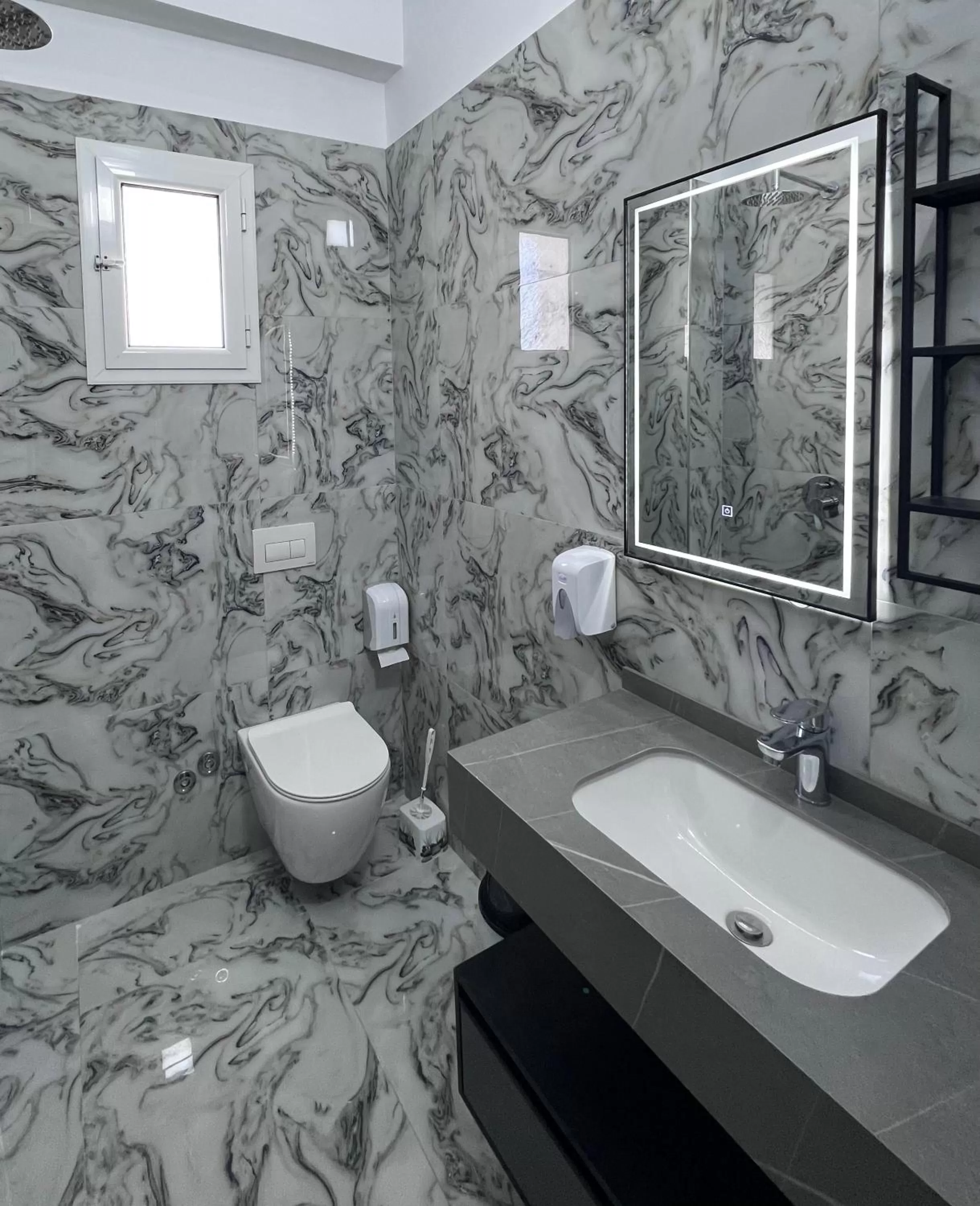 Bathroom in Hotel Frida