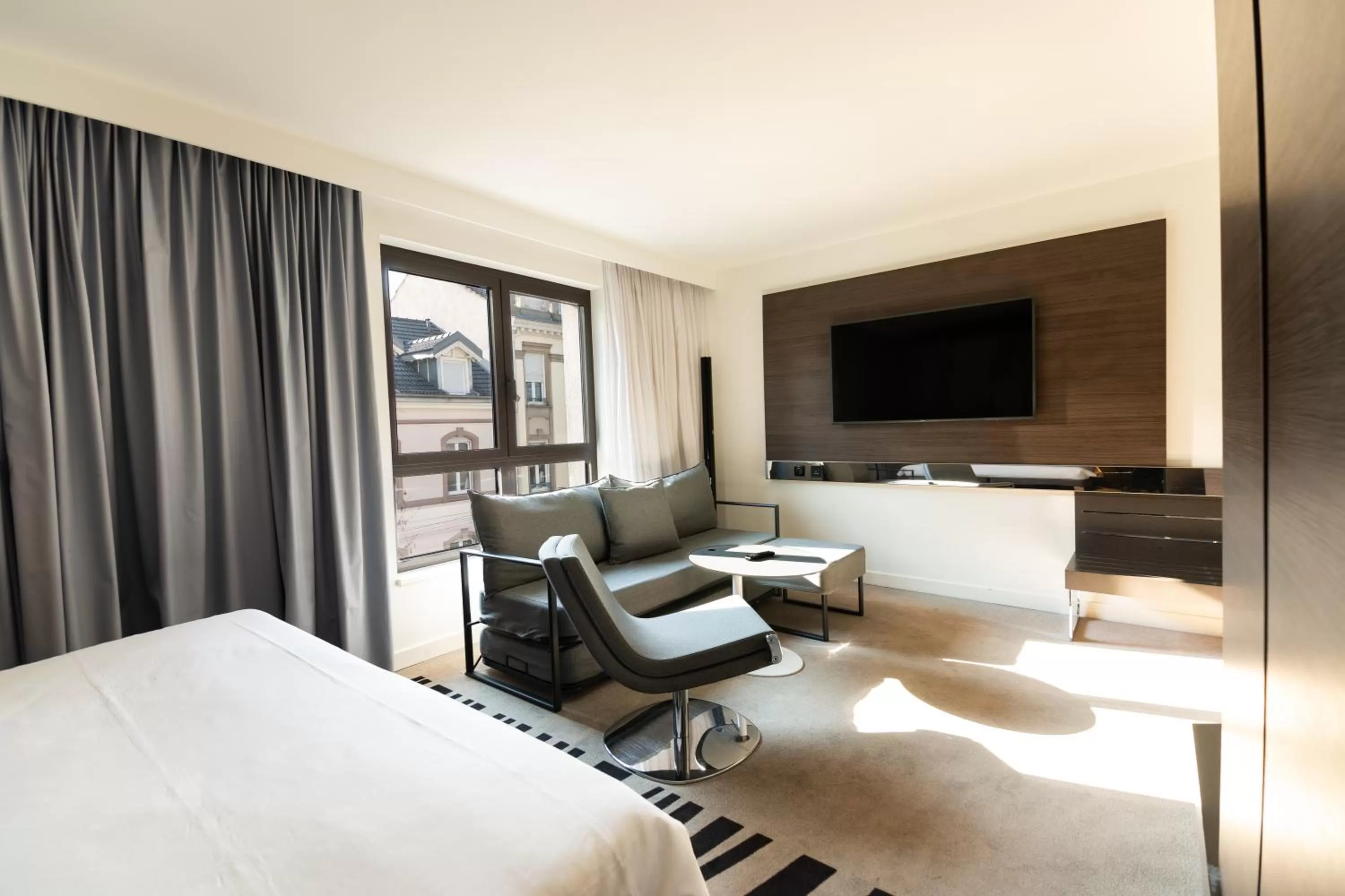 Facility for disabled guests, Bed in Novotel Suites Colmar Centre