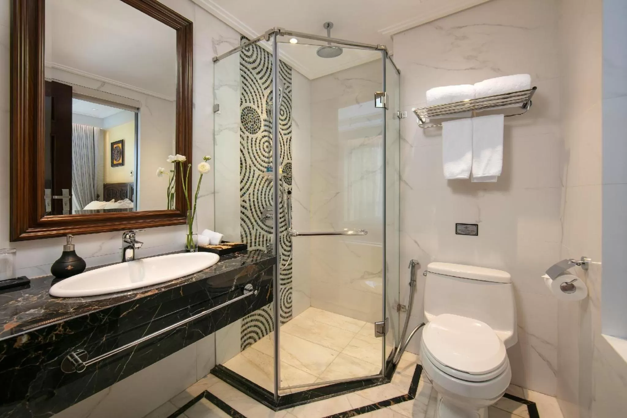 Bathroom in Lucien Hanoi Lakeside Hotel & Rooftop