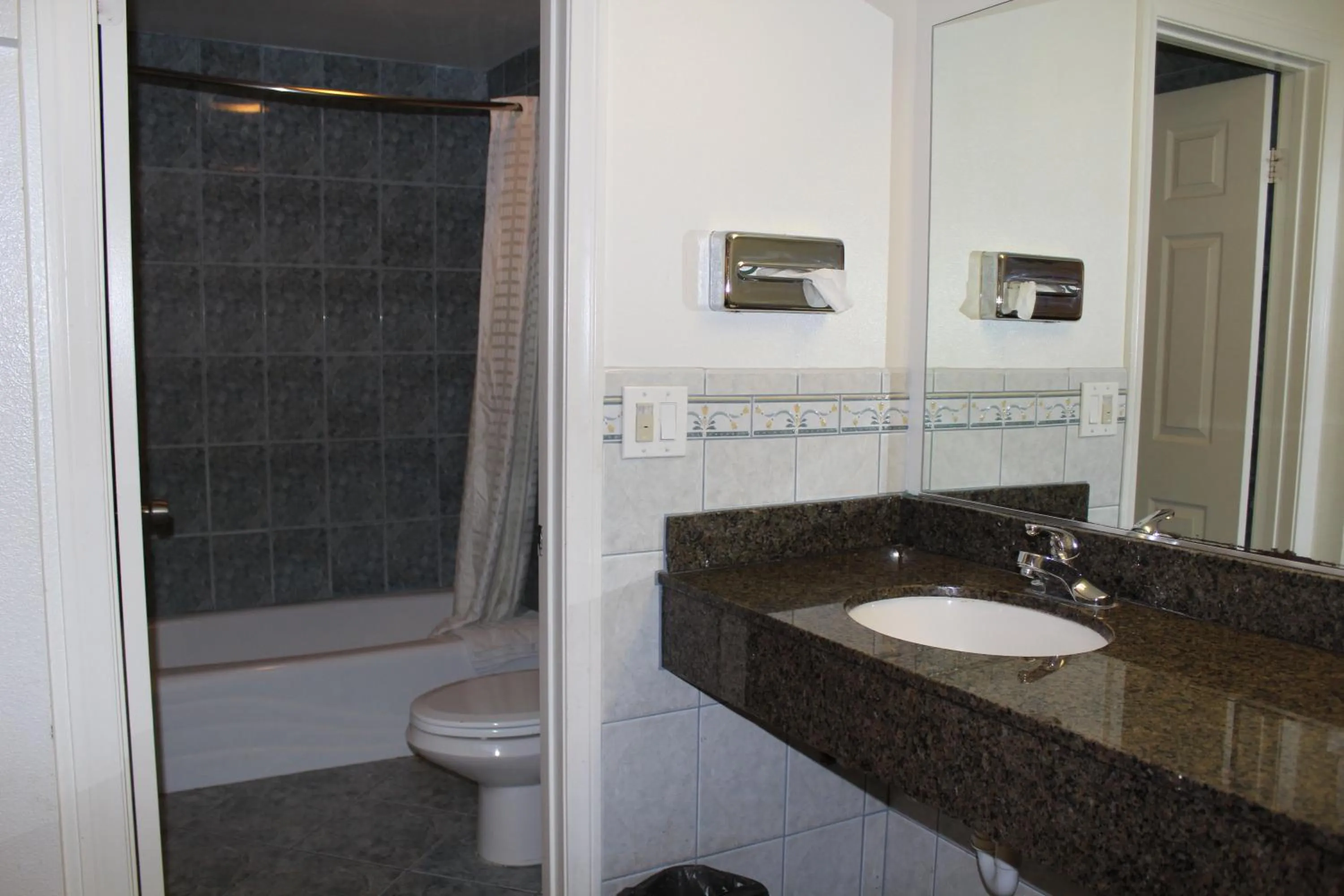 Bathroom in Best Whittier Inn