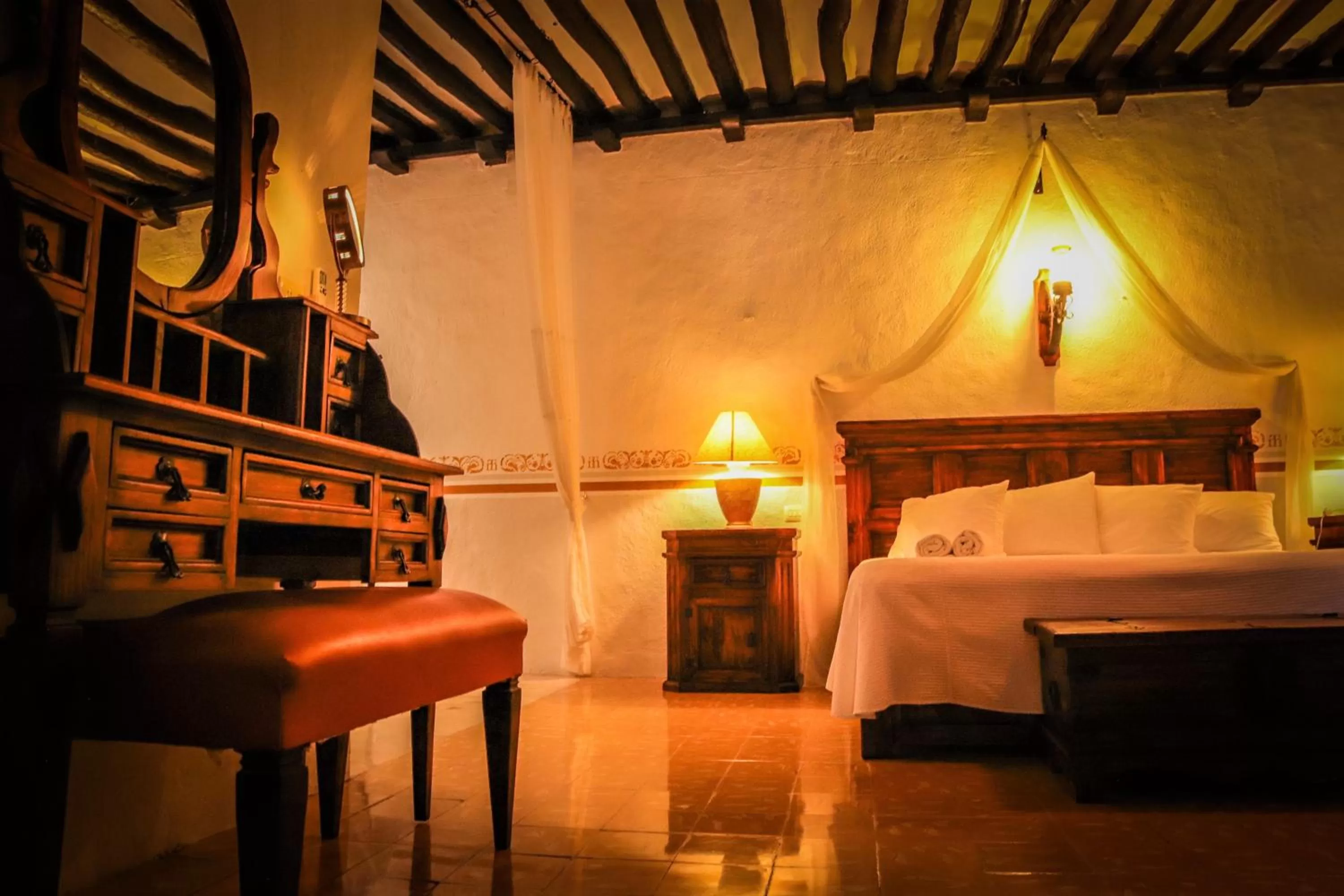 Photo of the whole room, Bed in Casa Tia Micha