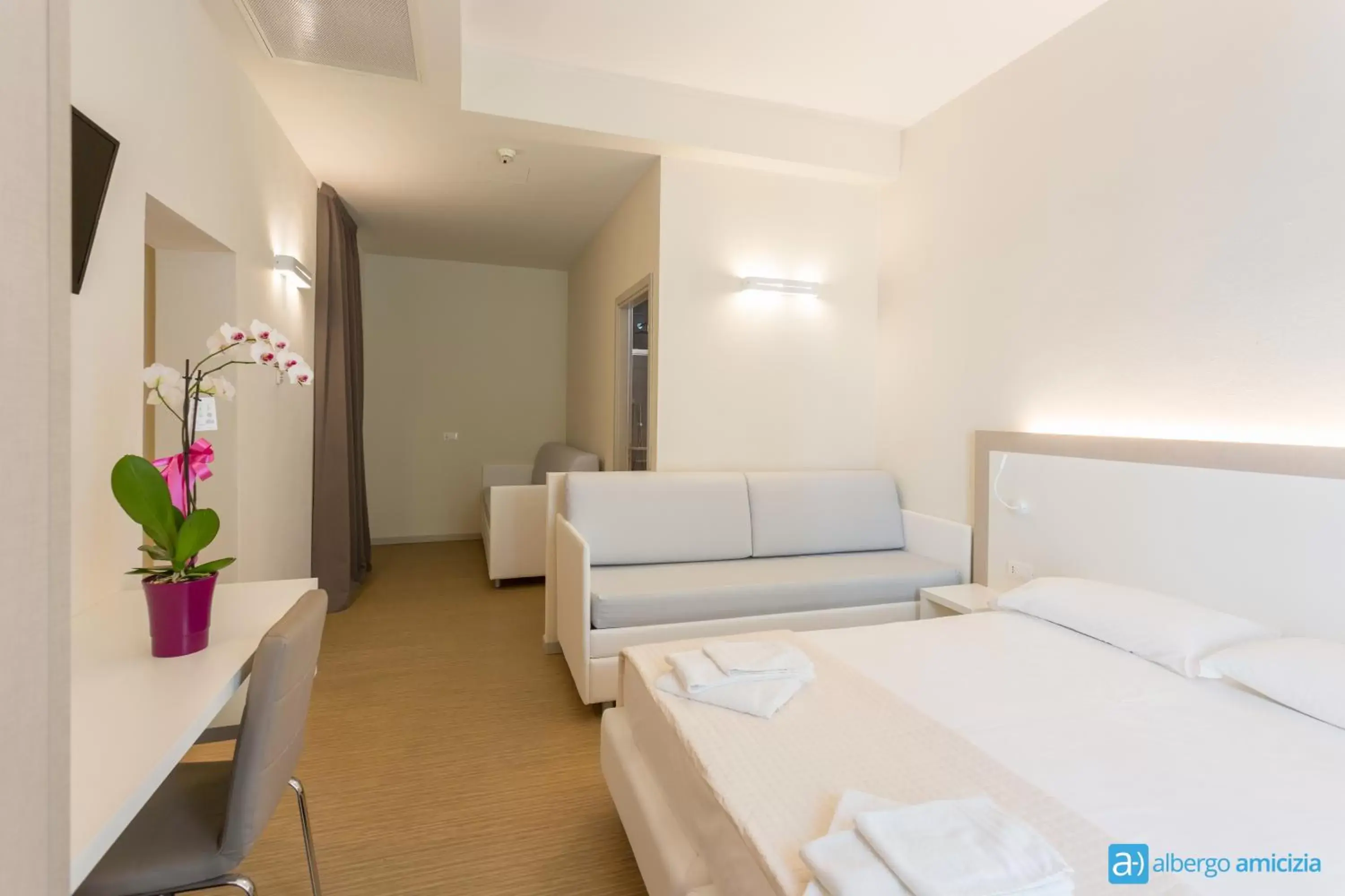 Junior Suite with Balcony in Hotel Amicizia Junior Suite with Balcony in Hotel Amicizia