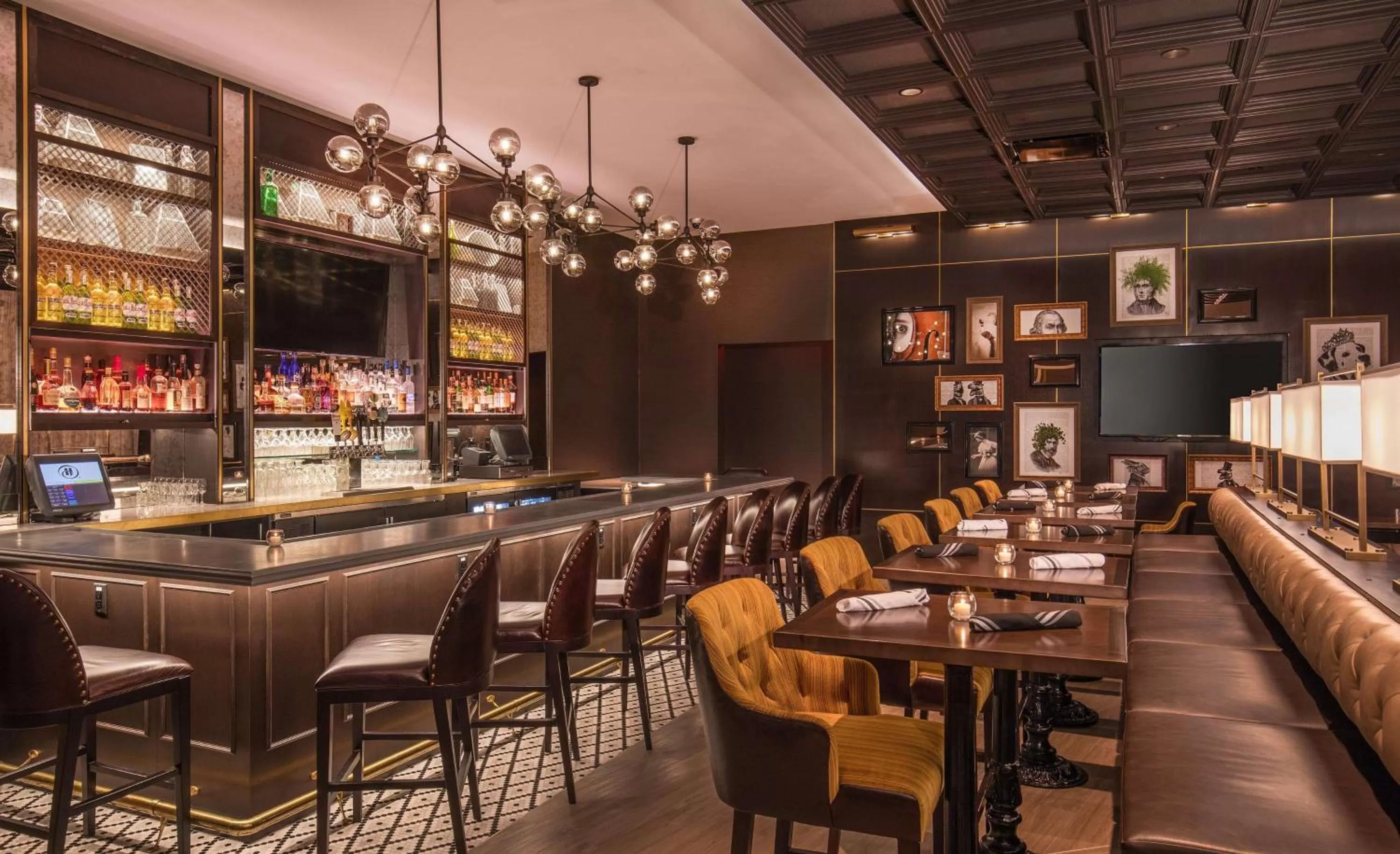 Restaurant/places to eat in Hilton Wilmington/Christiana