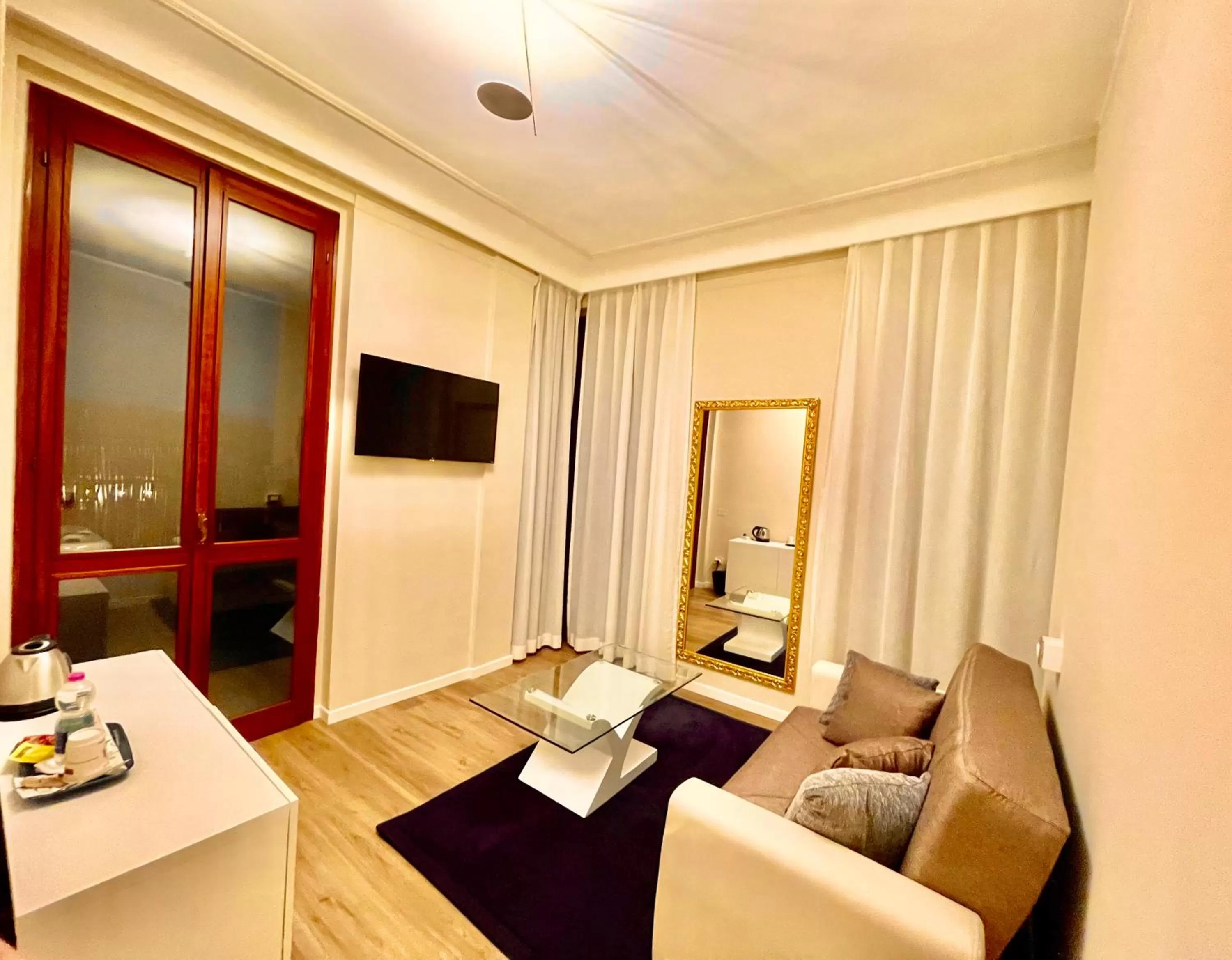 TV and multimedia in Grand Hotel San Lorenzo