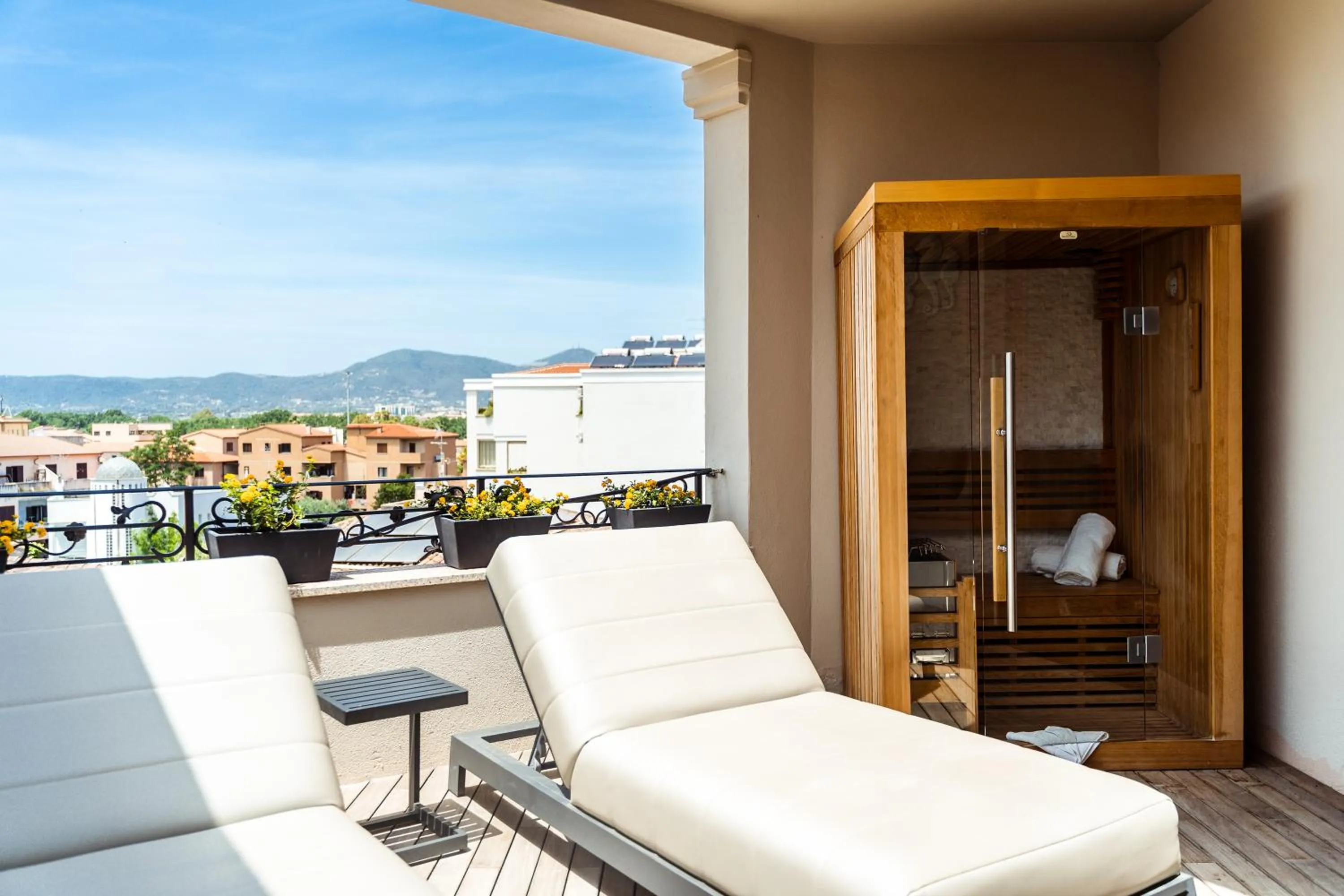 Balcony/Terrace in La Locanda Del Conte Mameli - Boutique Hotel & Suite SPA