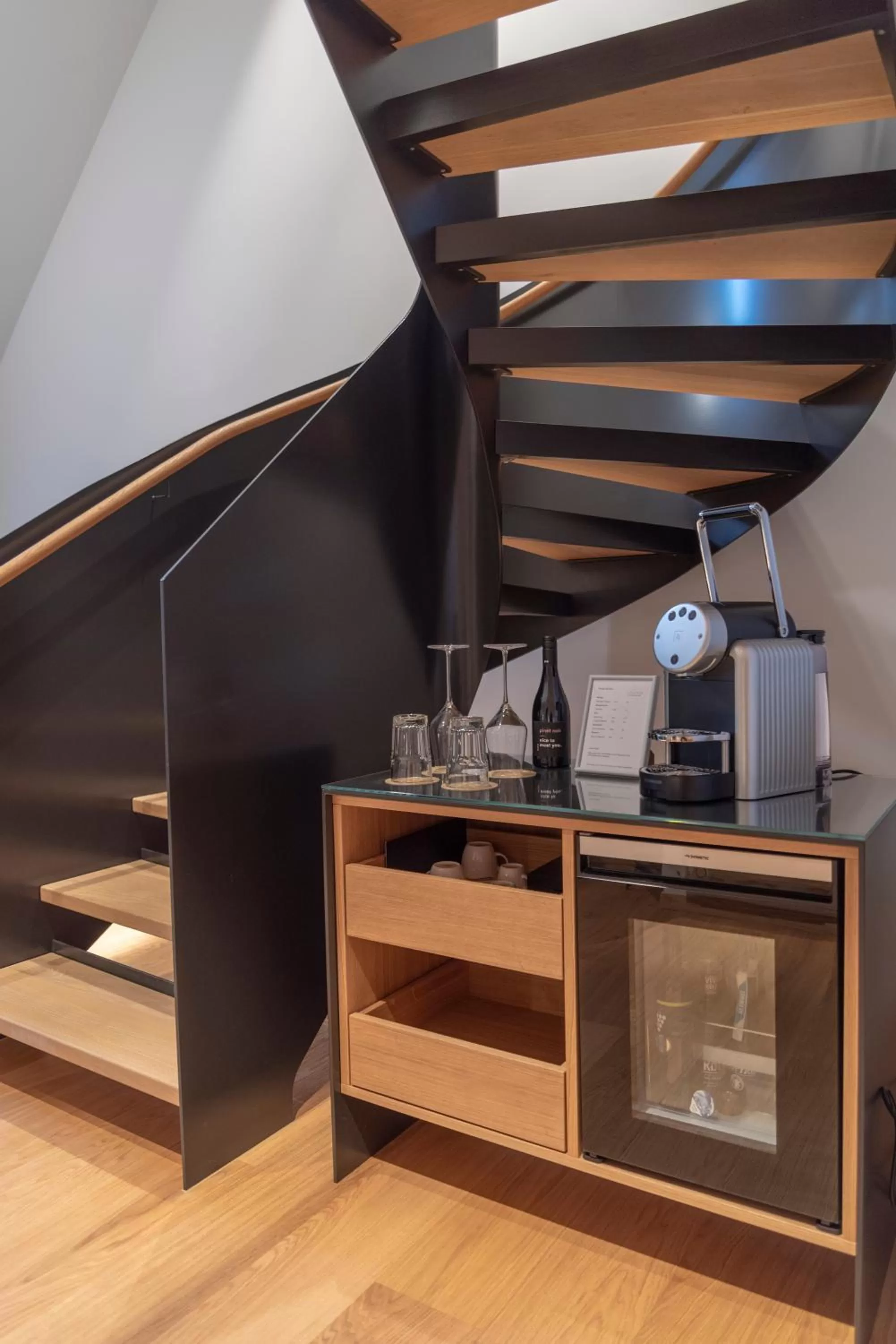 Photo of the whole room in CASPAR Swiss Quality Hotel