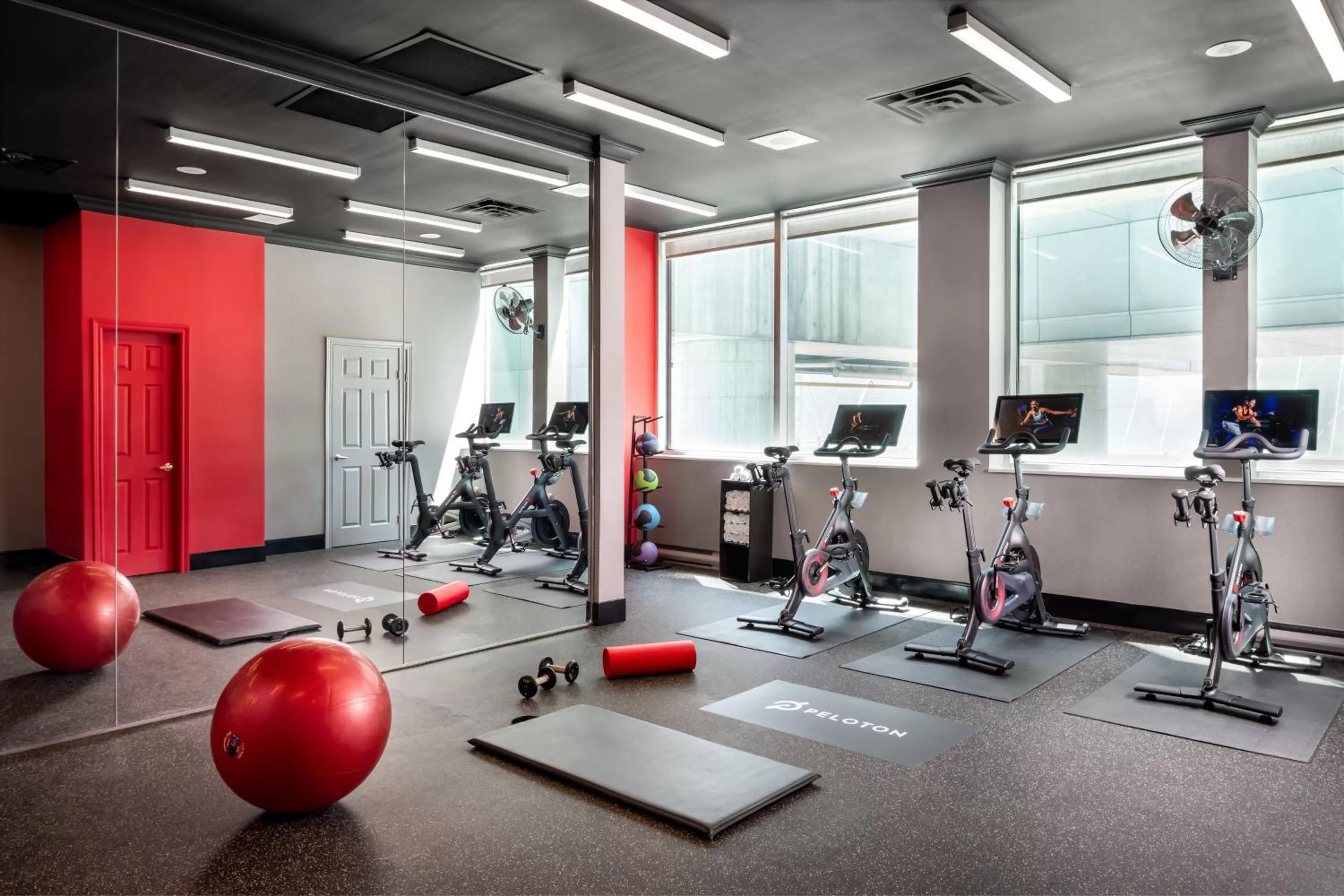 Fitness centre/facilities in Sheraton Gateway Hotel in Toronto International Airport