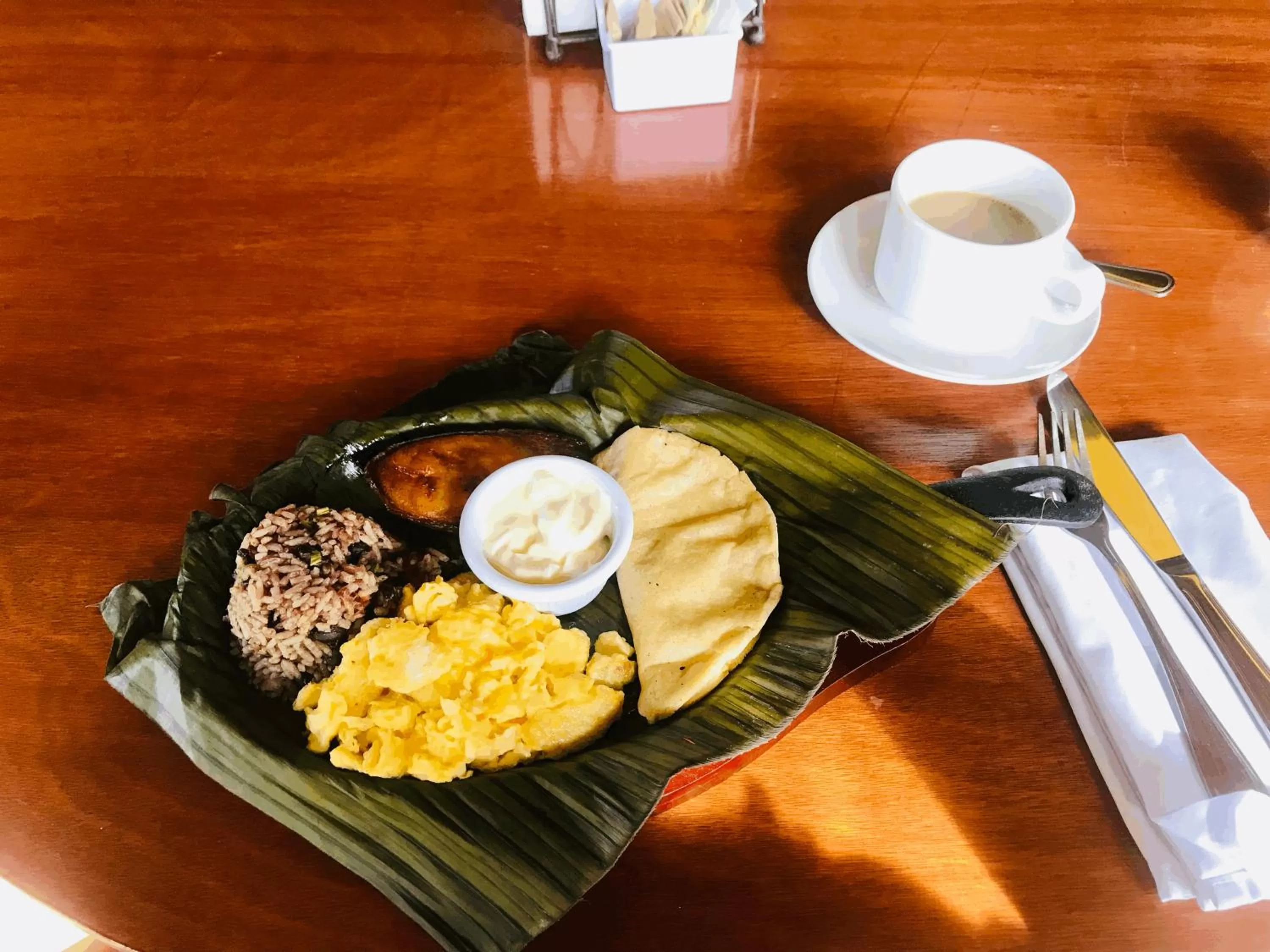 Restaurant/places to eat in Nandel Beach Resort