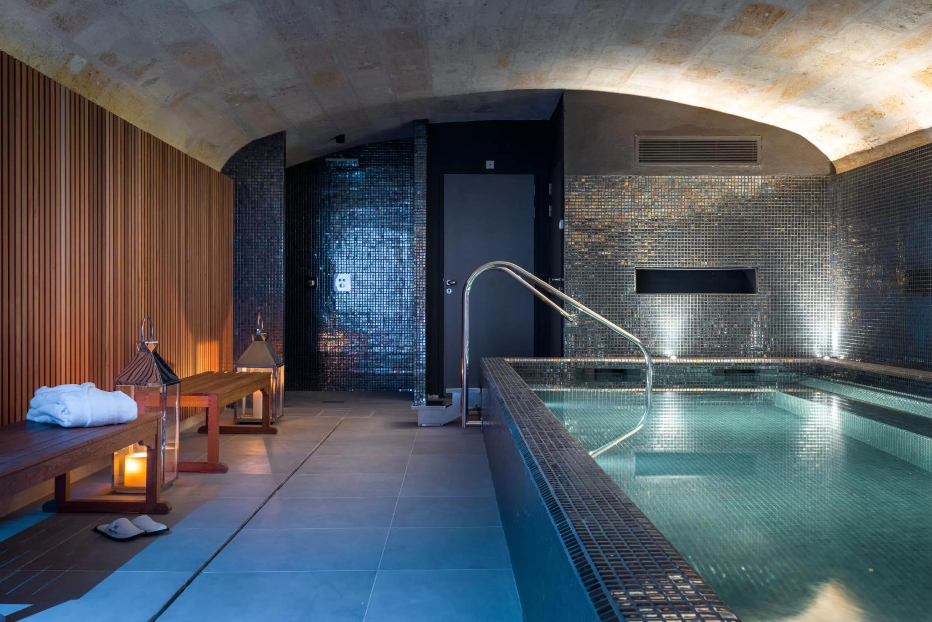 Spa and wellness centre/facilities in Villas Foch Boutique Hotel & Spa Bordeaux