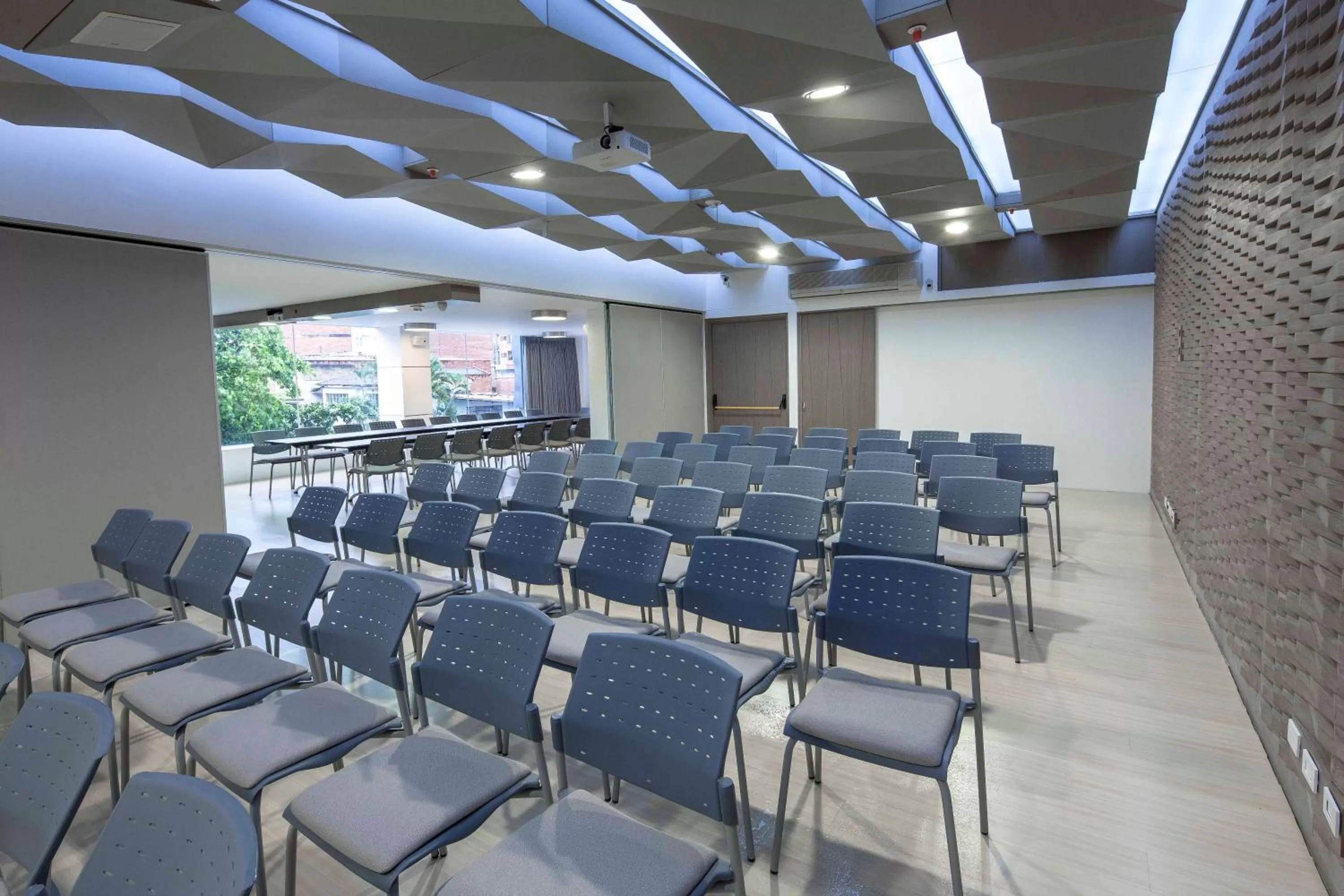 Meeting/conference room in Inntu Hotel