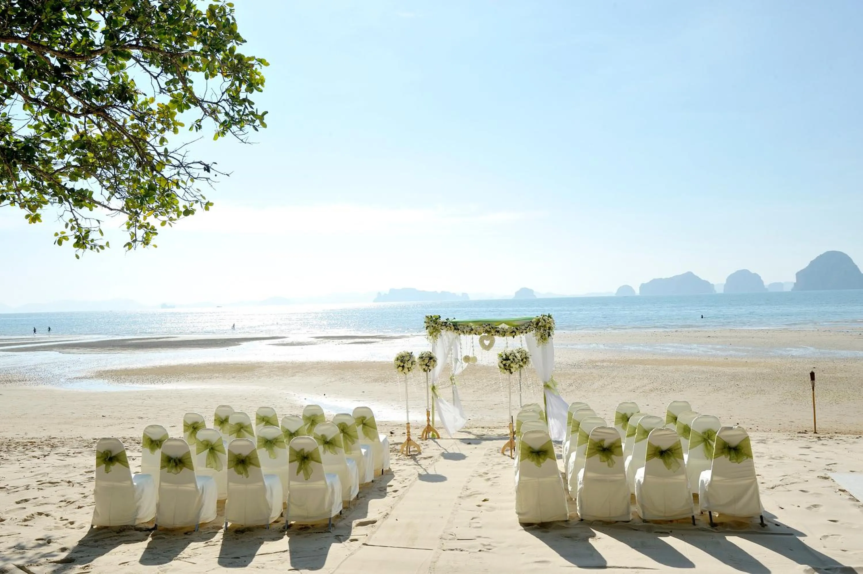 Banquet/Function facilities in Anyavee Tubkaek Beach Resort