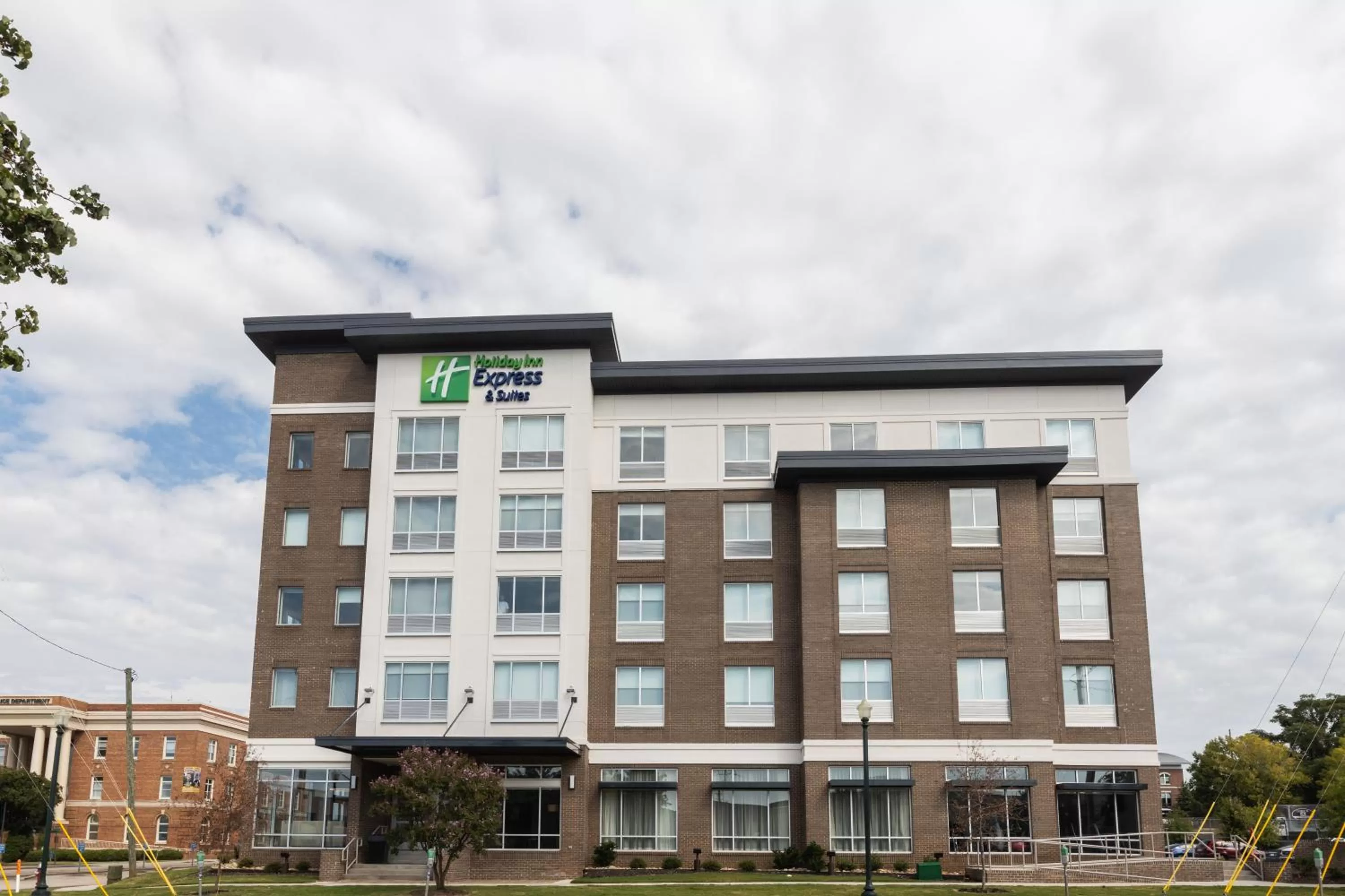 Holiday Inn Express & Suites Columbia Downtown The Vista by IHG
