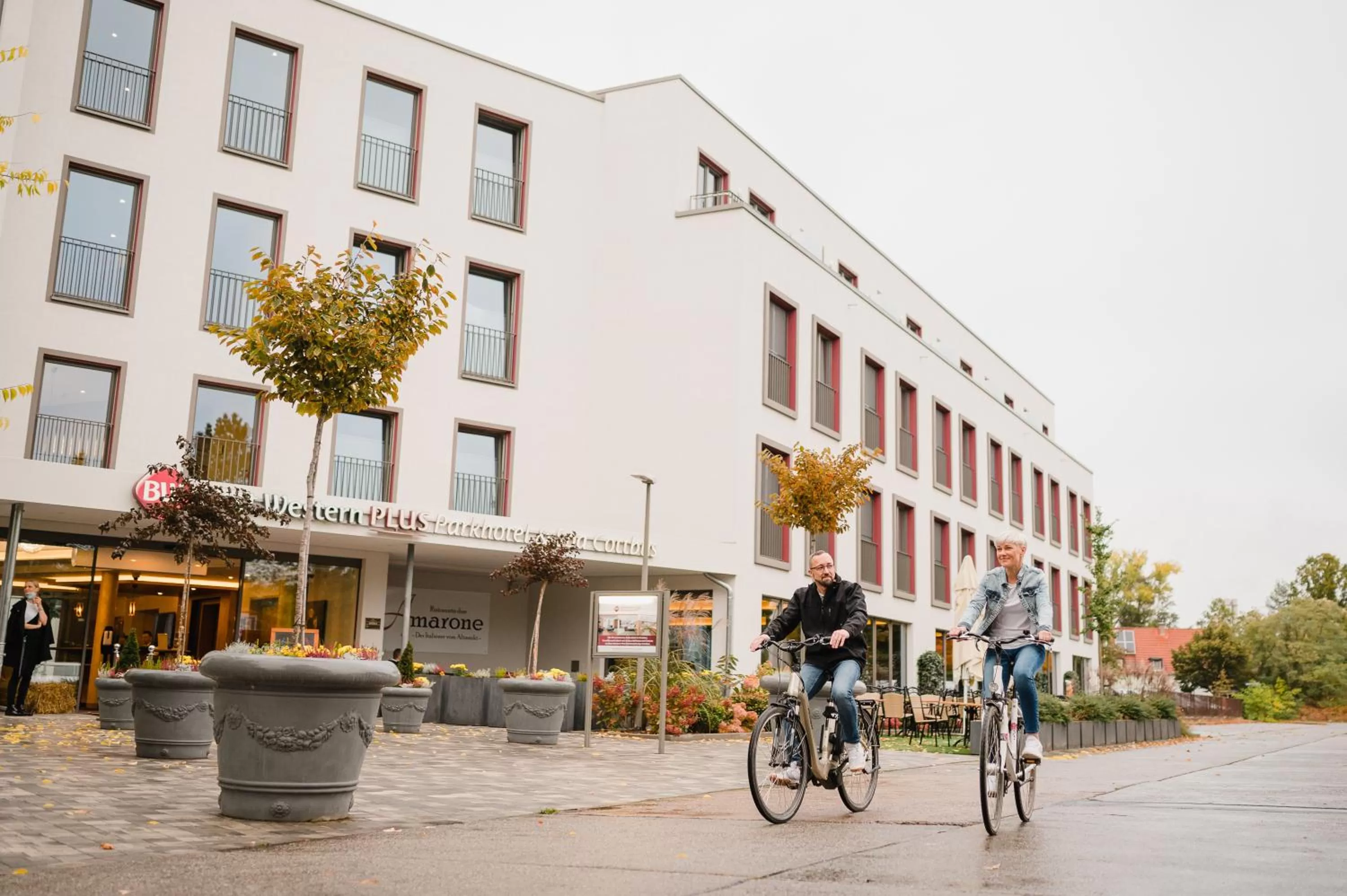 Cycling in Best Western Plus Parkhotel & Spa Cottbus