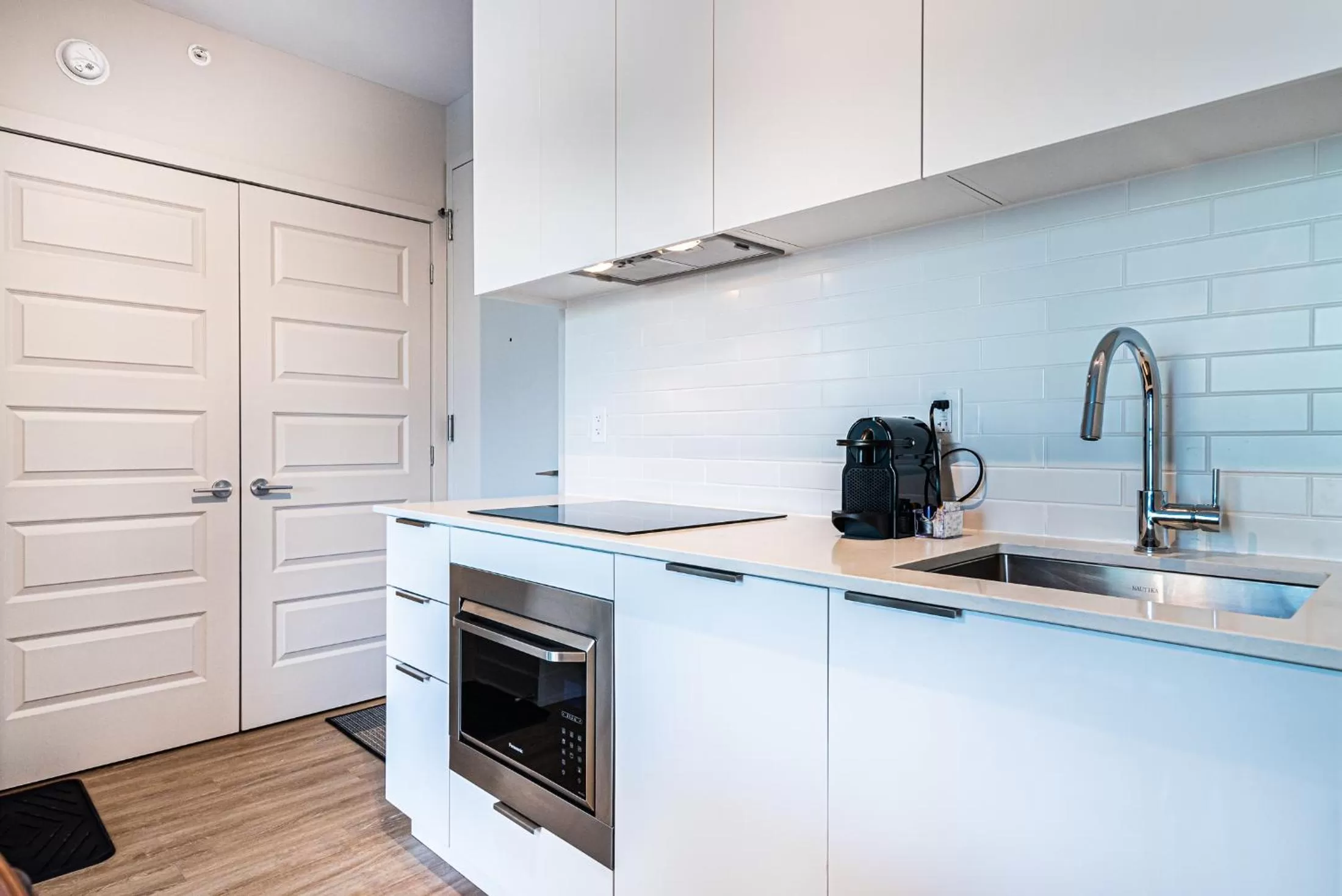 Kitchen or kitchenette in WERFY Luxury Apart-Hotel