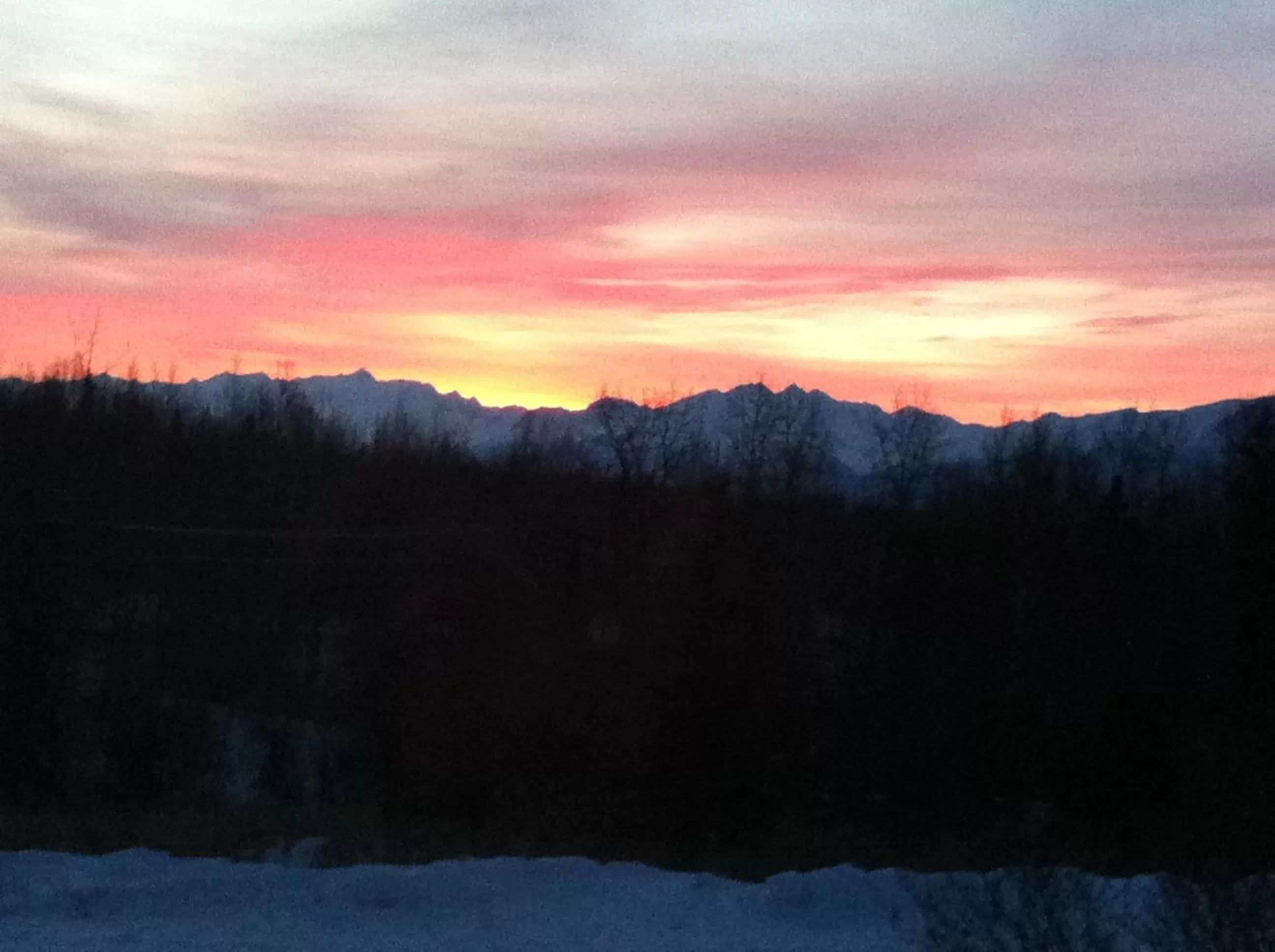 Winter in Fishhook Sunrise B&B