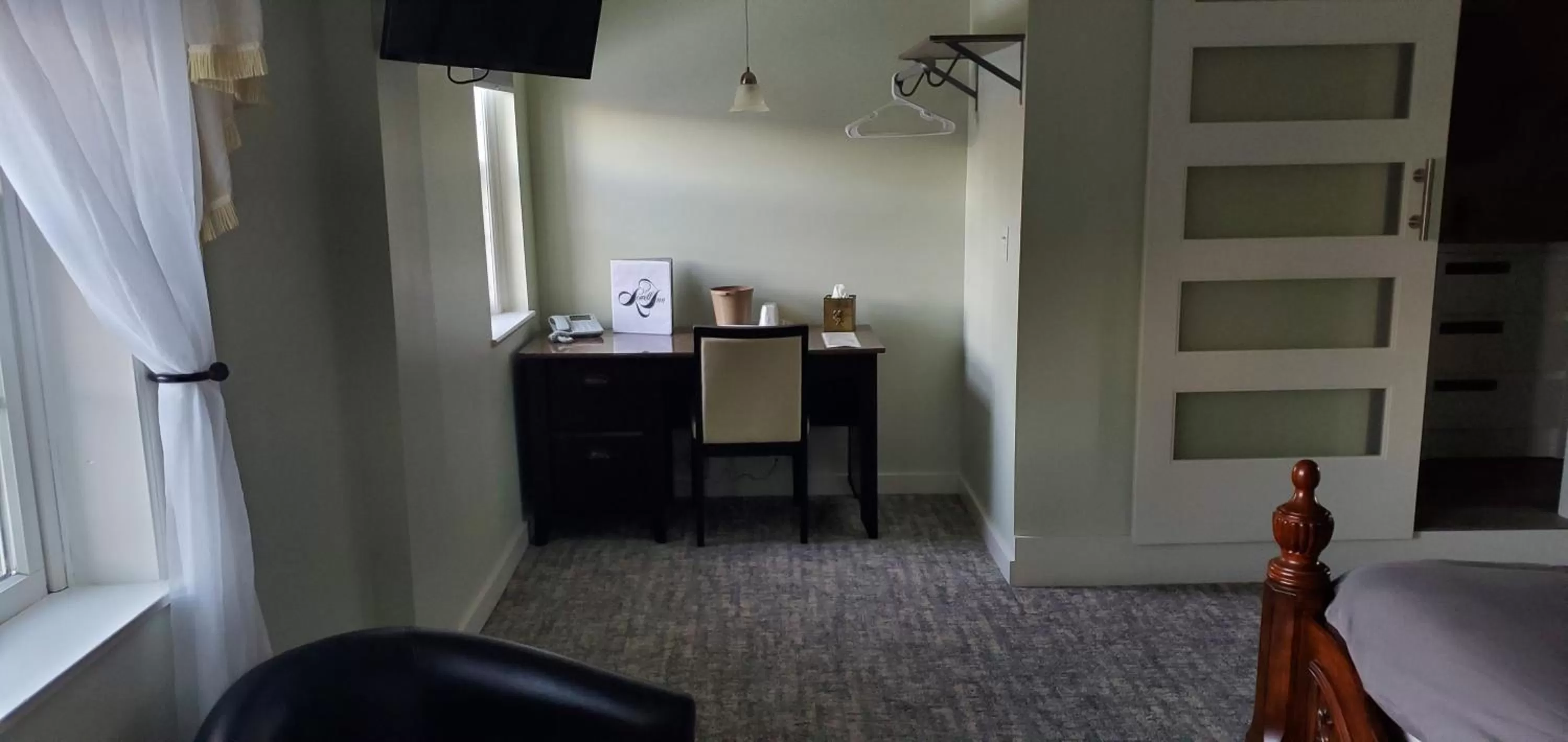 Other, Bed in Lowell Inn