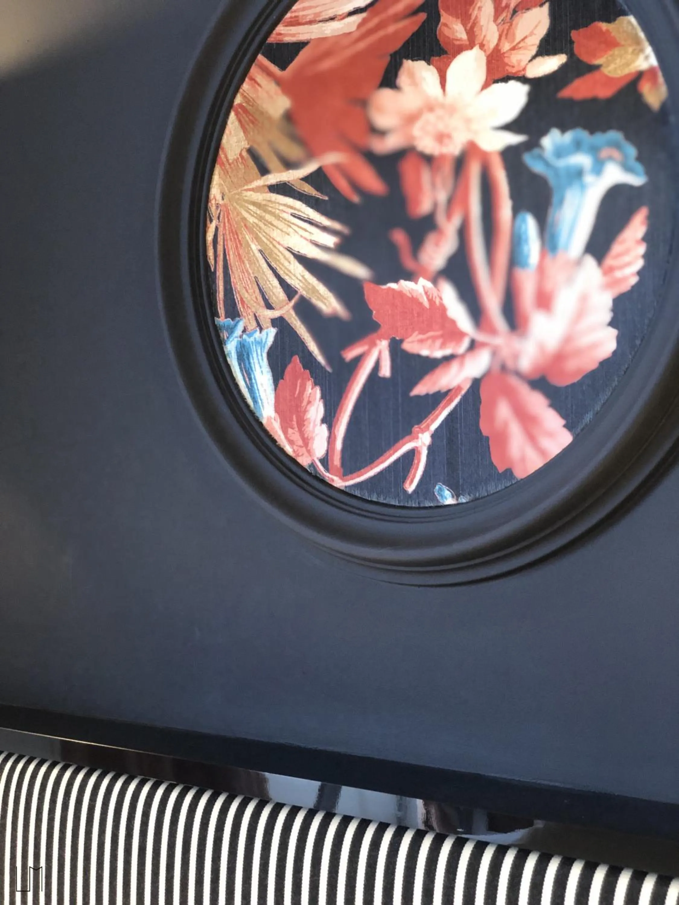 Decorative detail in Mercure Paris Gare De Lyon Opera Bastille